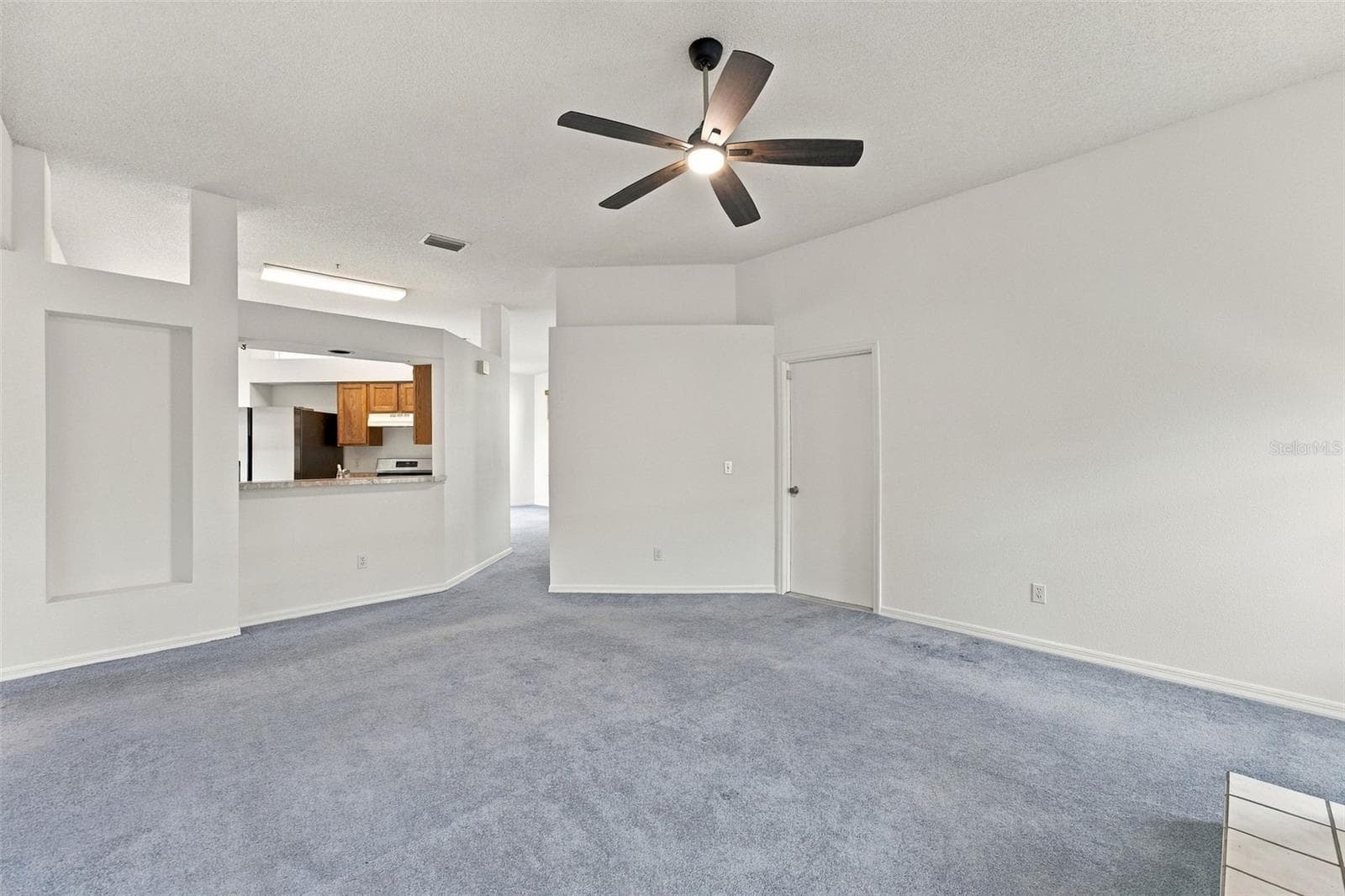 Single Family Residence at 5531 DELANO LN, ORLANDO, photo 10 of 48
