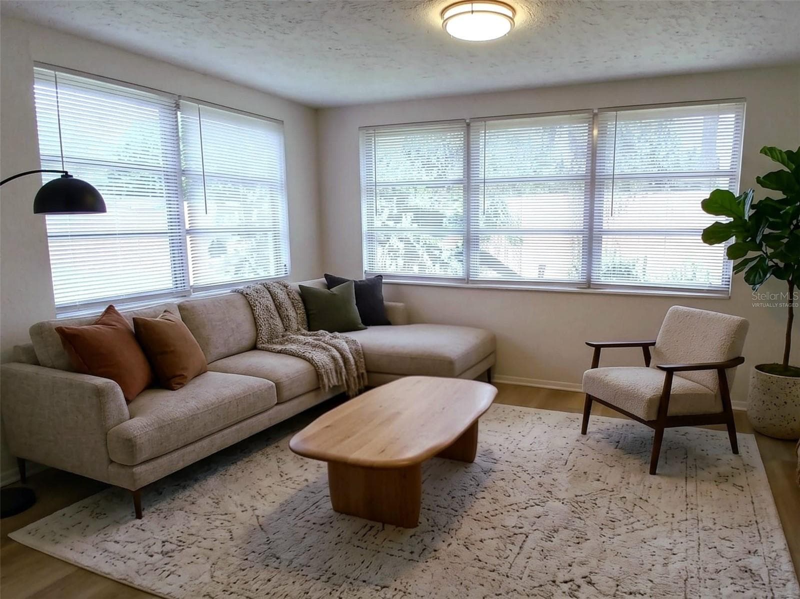 virtually staged - 2109 SHANNON DR, HOLIDAY