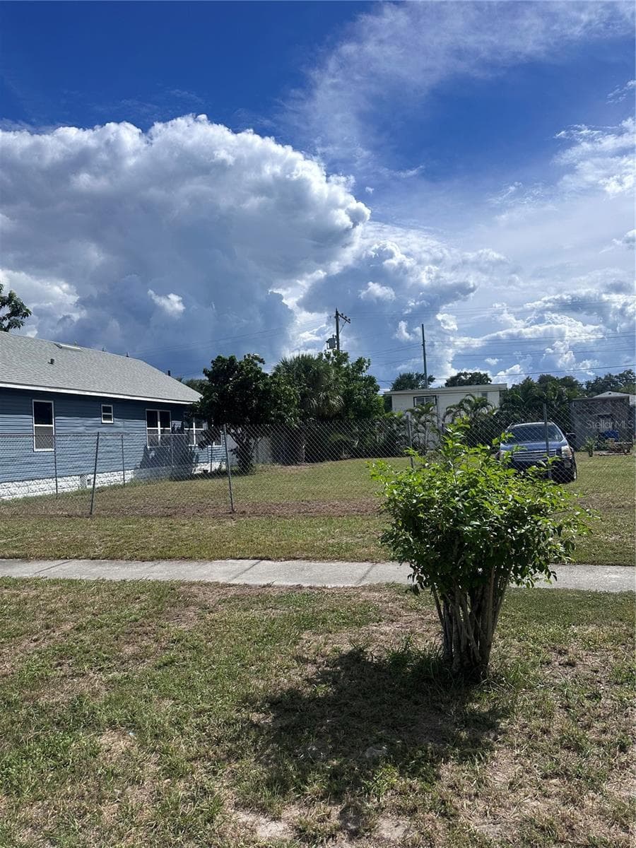 Single Family Residence at 1234 13TH AVE S, ST PETERSBURG, photo 6 of 7