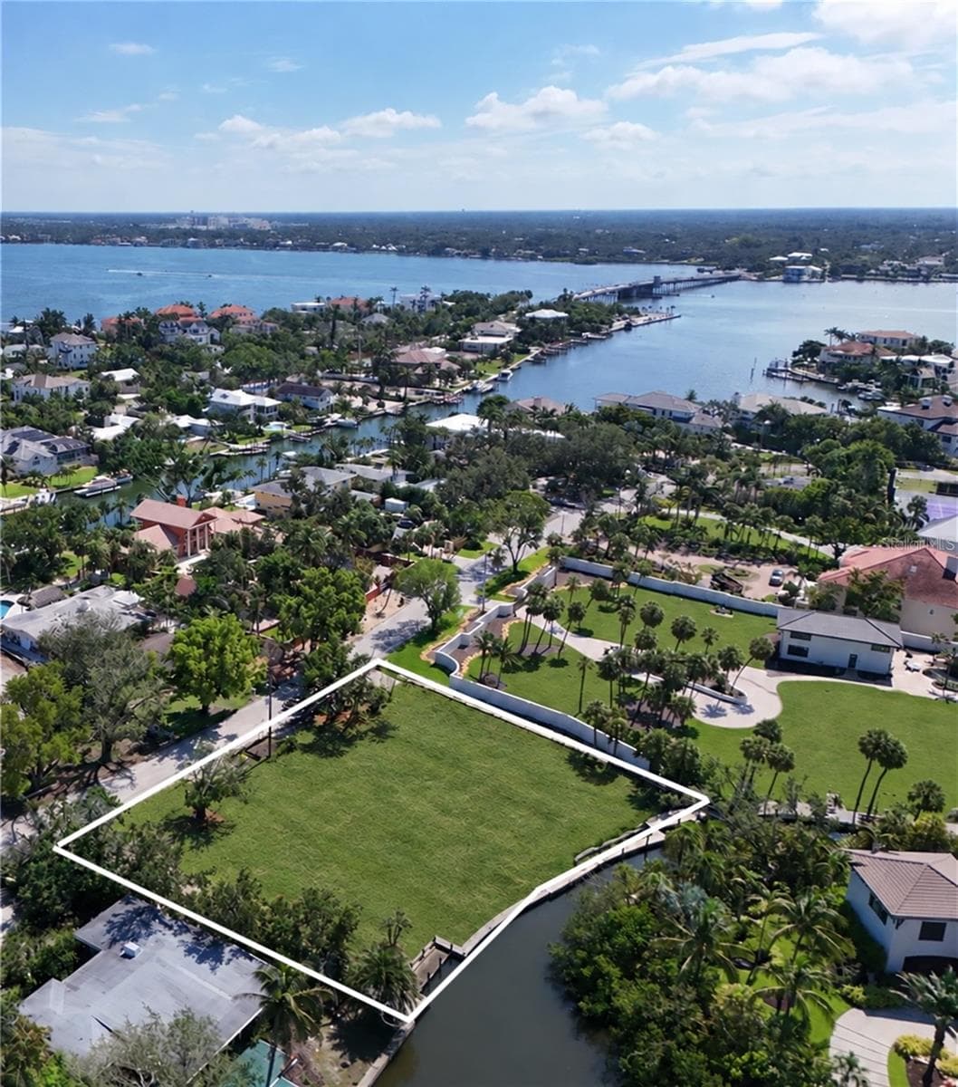 North Siesta Key. - 546 FREELING DR, SARASOTA