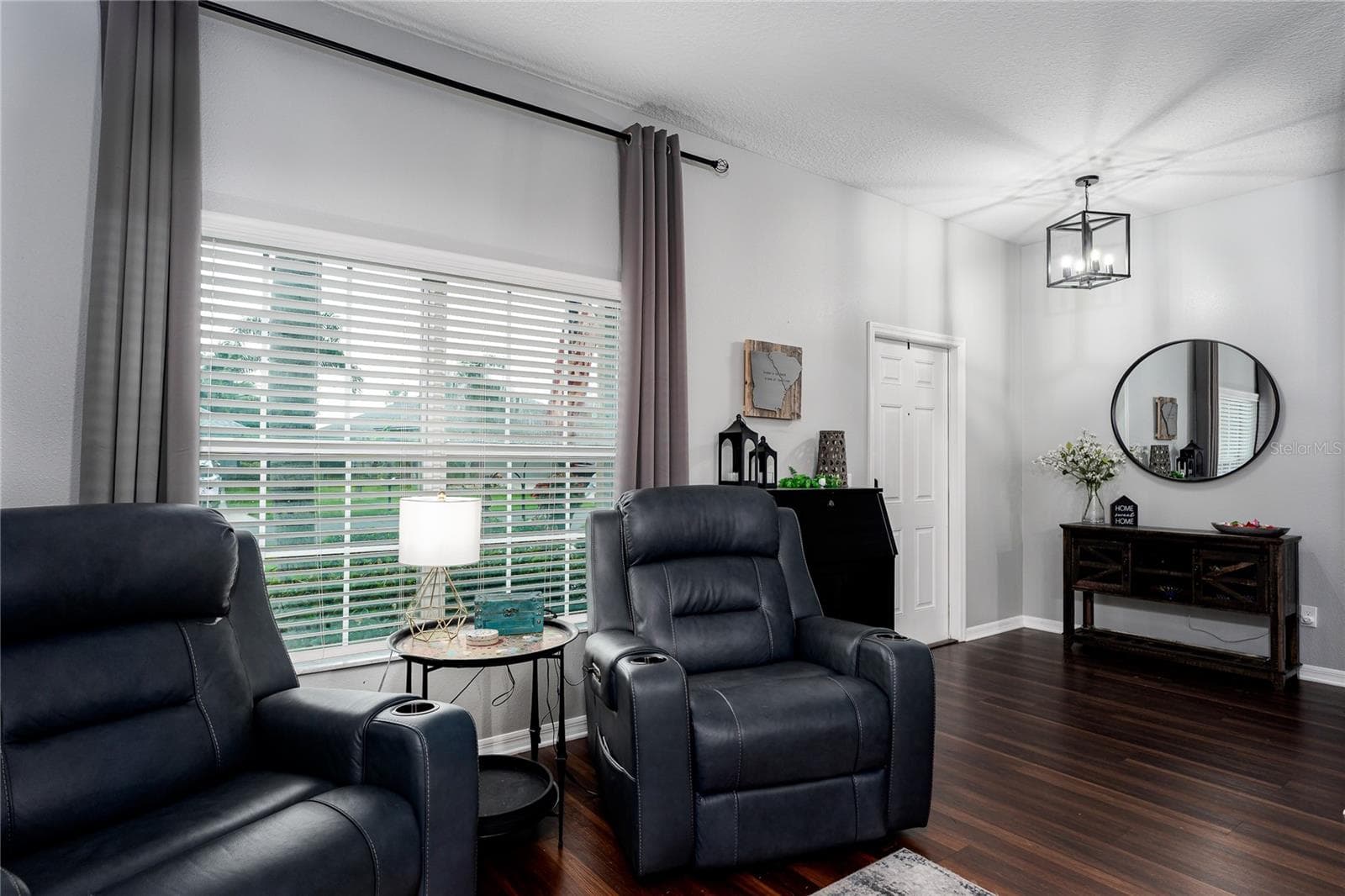 Sitting room near front door - 9006 41ST ST E, PARRISH