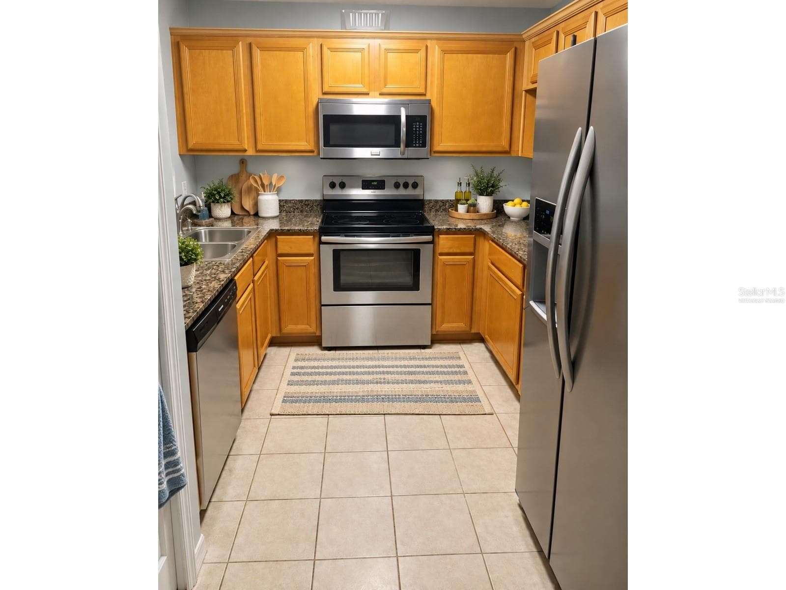 Virtually Staged - 234 PENMARK STONE PL, VALRICO