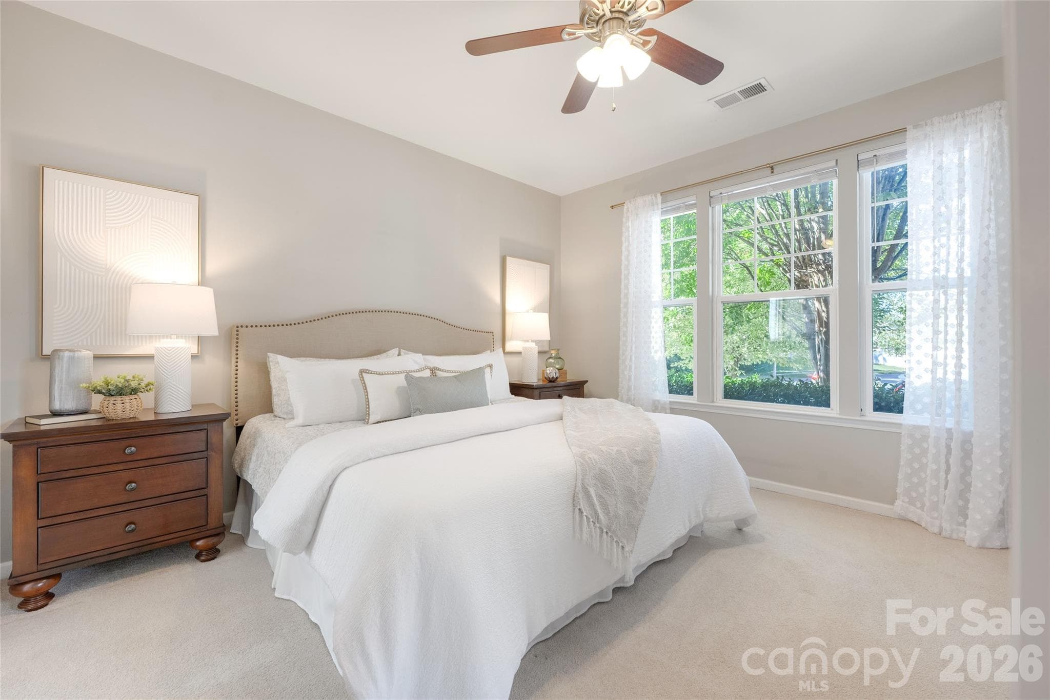 Single Family Residence at 13102 Heath Grove Drive, Huntersville, photo 7 of 34