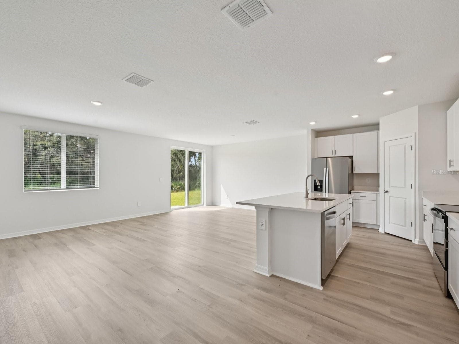 Single Family Residence at 1688 COOLRIDGE PL, ZEPHYRHILLS, photo 14 of 32