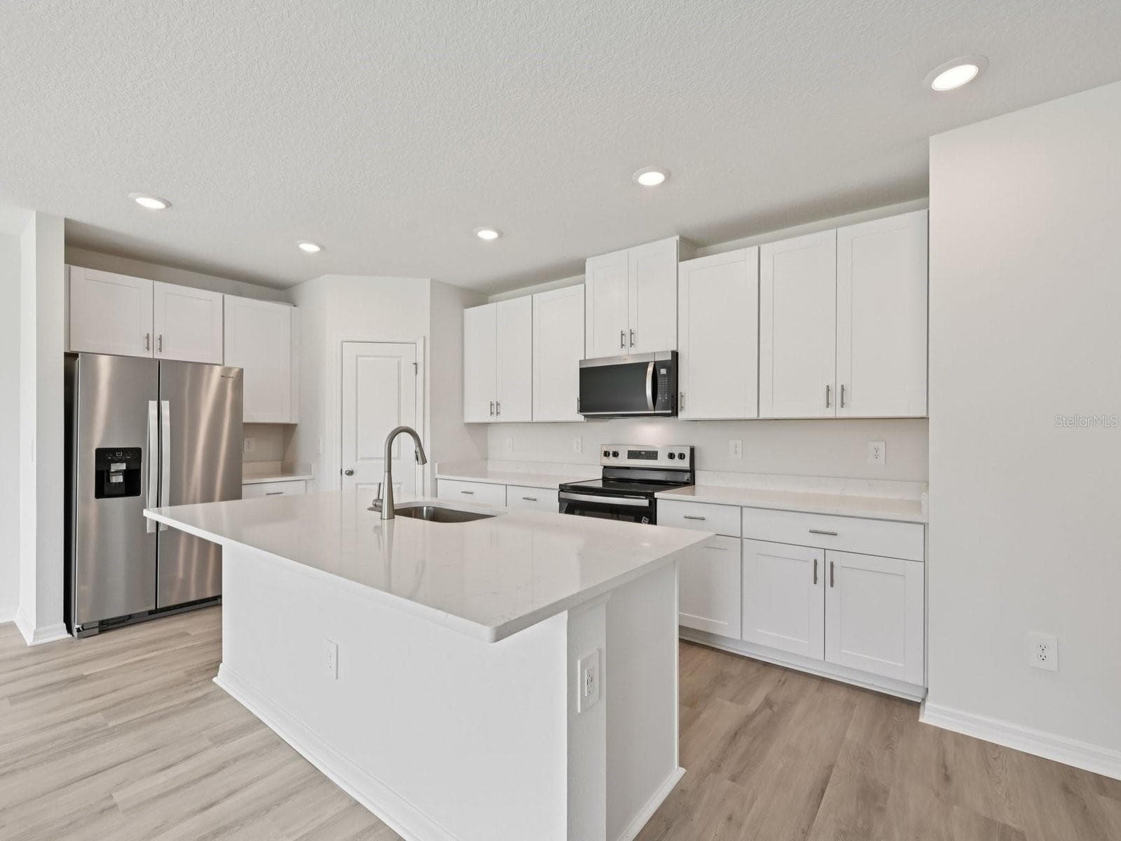 Single Family Residence at 1688 COOLRIDGE PL, ZEPHYRHILLS, photo 15 of 32