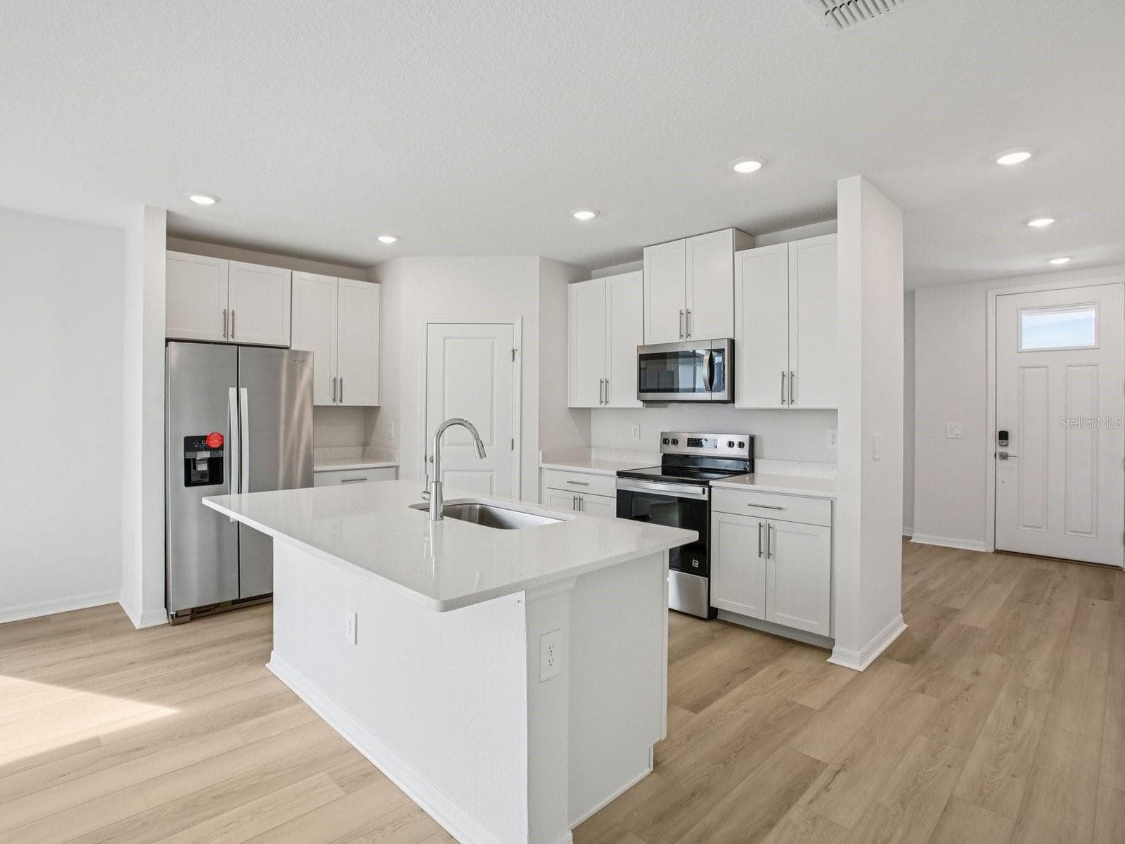 Single Family Residence at 1748 COOLRIDGE PL, ZEPHYRHILLS, photo 10 of 18