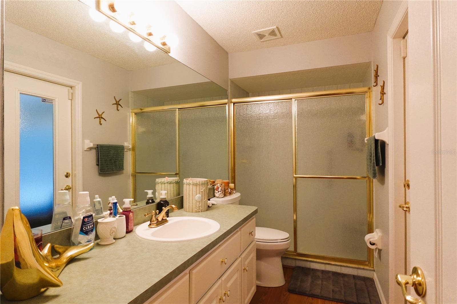 GUEST BATHROOM - 8879 N SANDREE DR, CITRUS SPRINGS