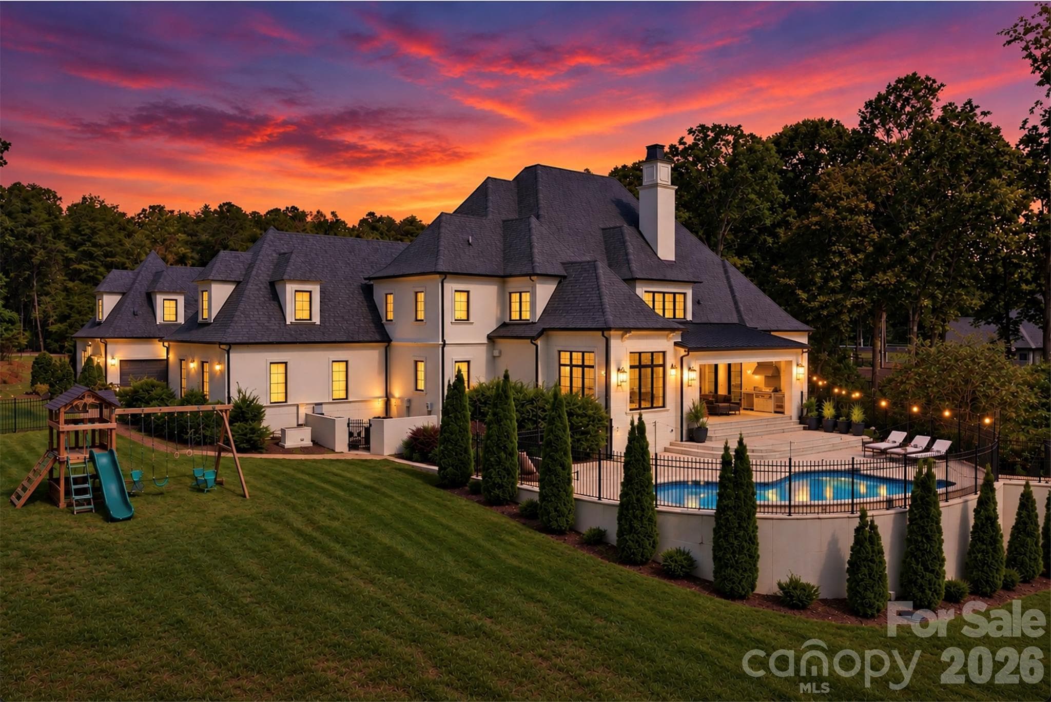 Single Family Residence at 10220 Sweetleaf Place, Charlotte, photo 3 of 35