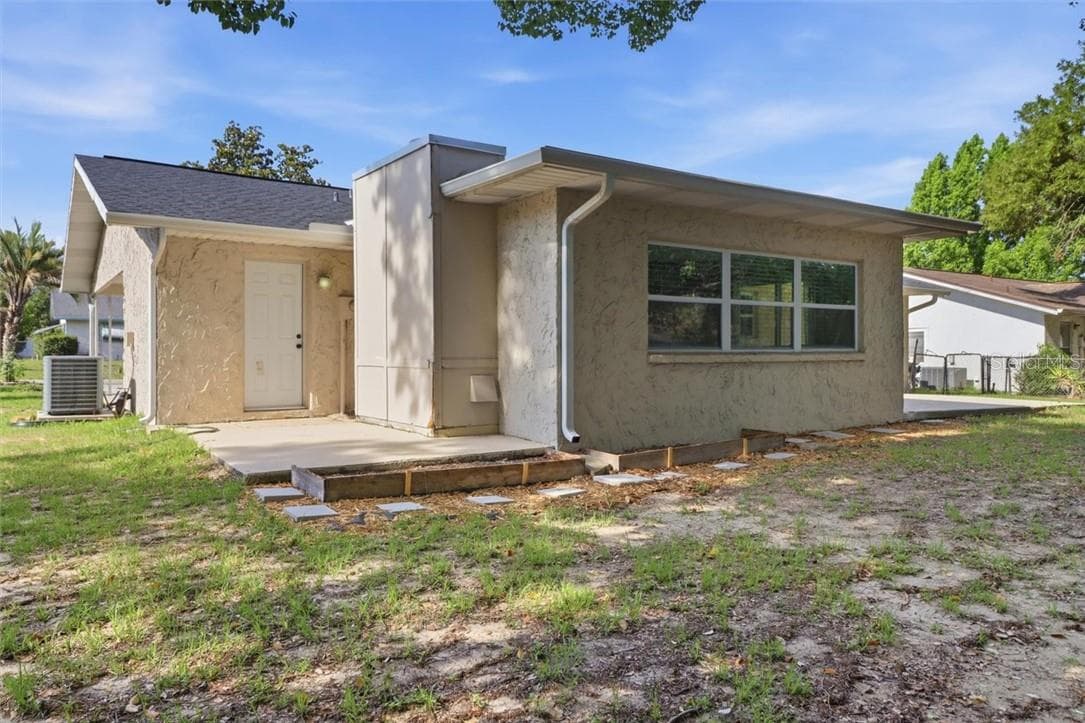 Single Family Residence at 1163 SE 2nd ST, CRYSTALRIVER FL 34429, Crystal River, photo 43 of 48