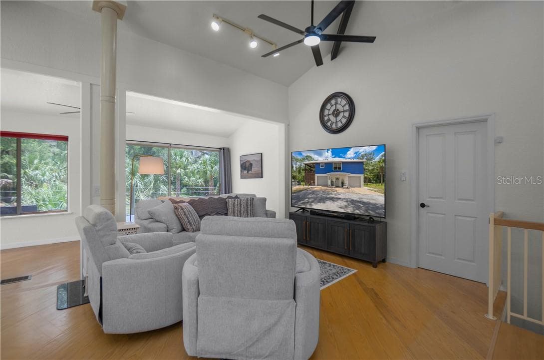 Single Family Residence at 9782 W Woodhaven LN, CRYSTALRIVER FL 34428, Crystal River, photo 4 of 63