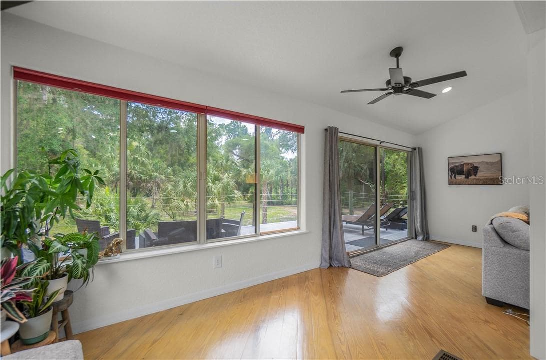 Single Family Residence at 9782 W Woodhaven LN, CRYSTALRIVER FL 34428, Crystal River, photo 8 of 63