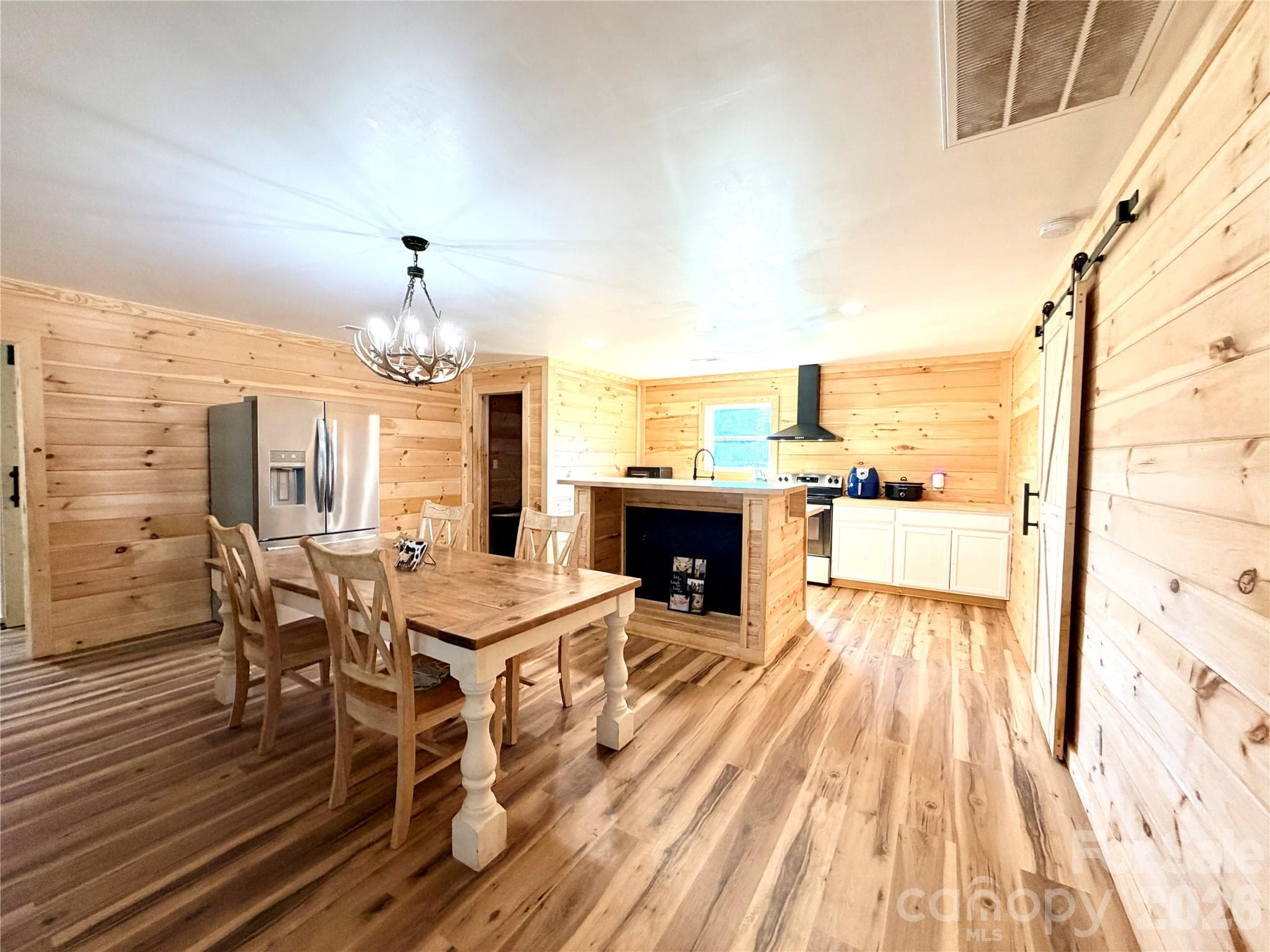 Dining and Kitchen - 550 Dills Road, Rutherfordton