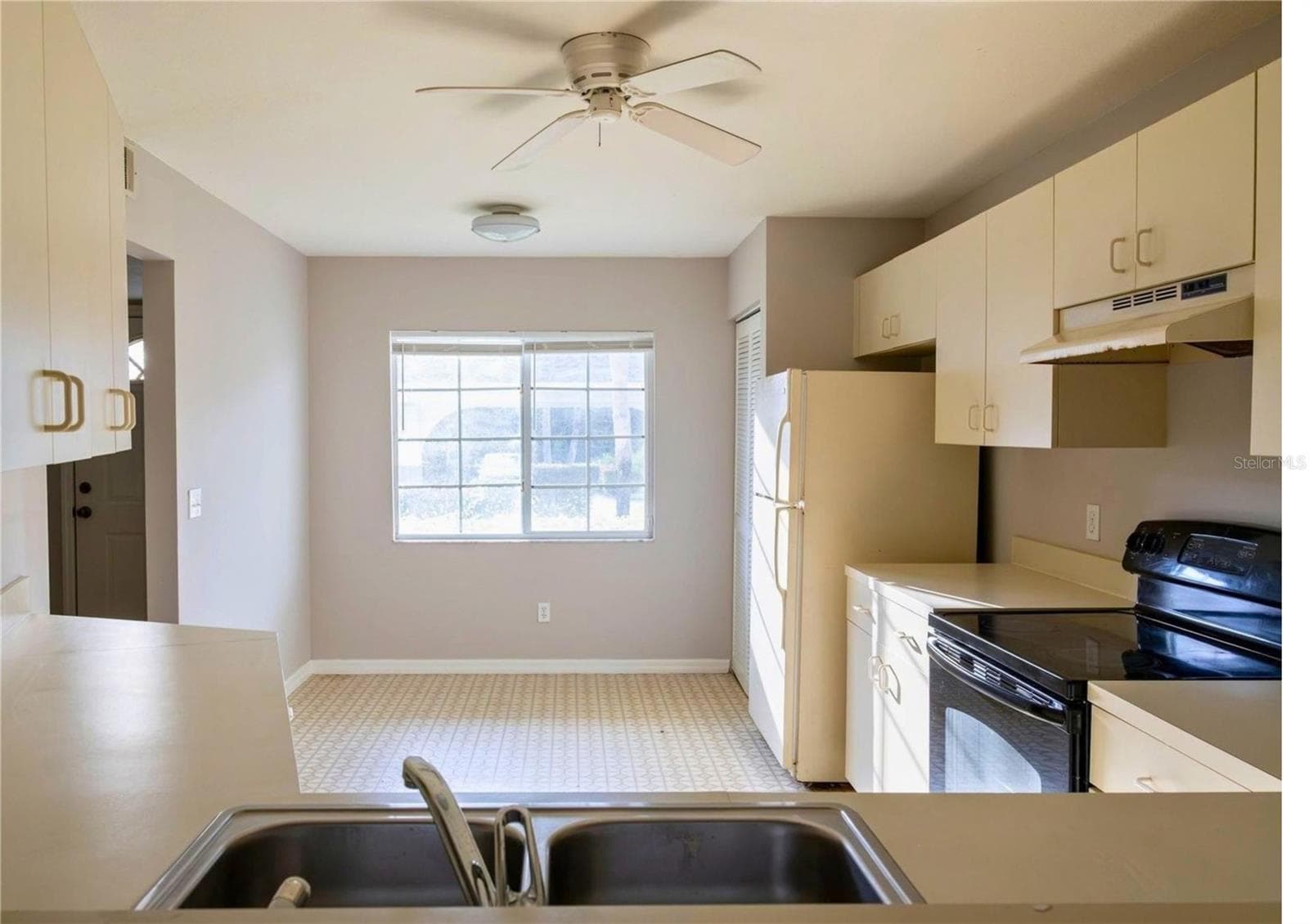 Condominium at 196 BELINA DR #5, NAPLES, photo 12 of 76