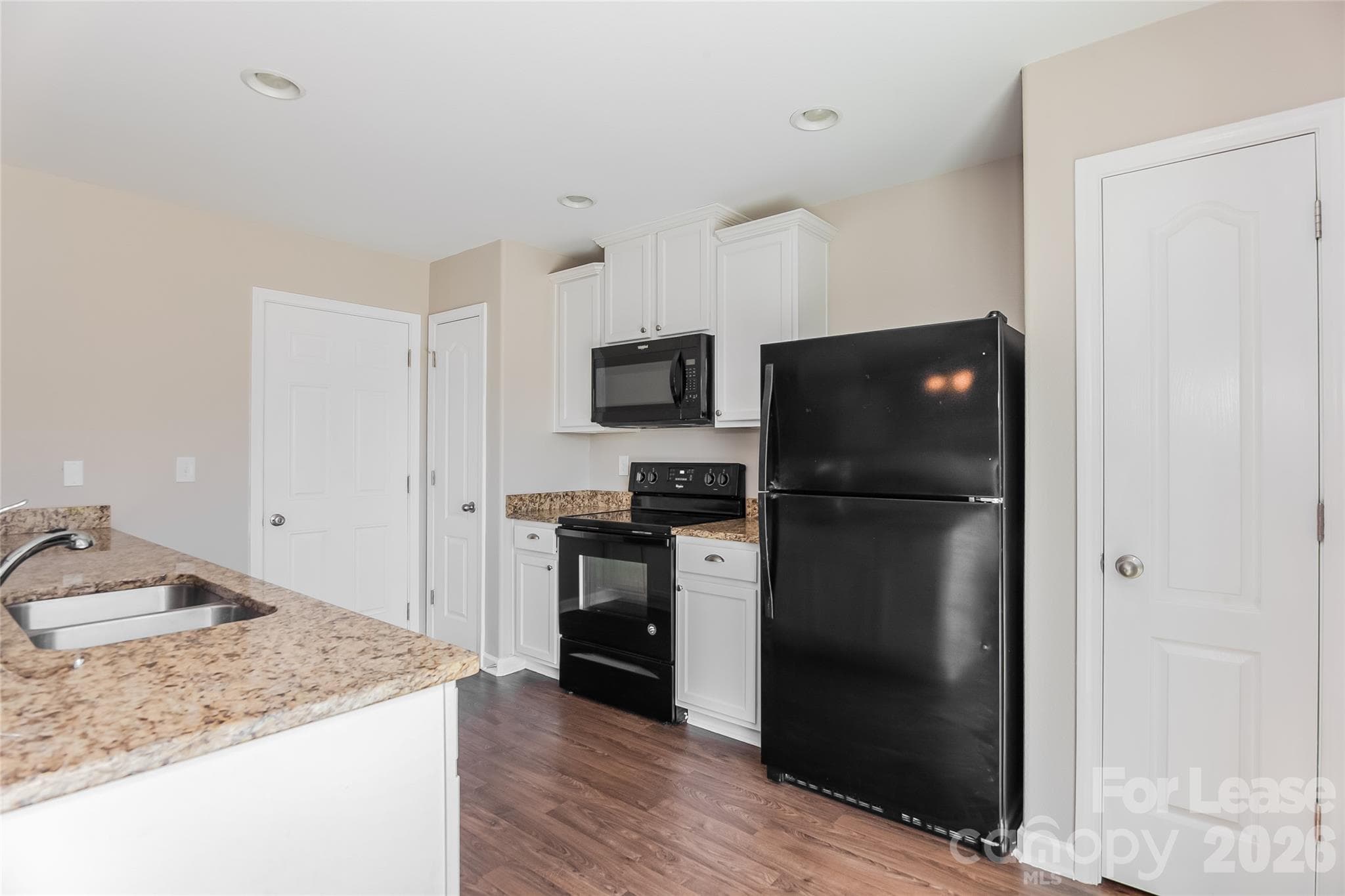 Single Family Residence at 1605 Allegheny Drive, Gastonia, photo 5 of 15