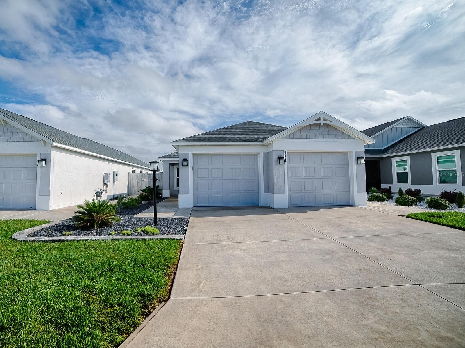 Another front of home - 1359 DARREN DR, THE VILLAGES