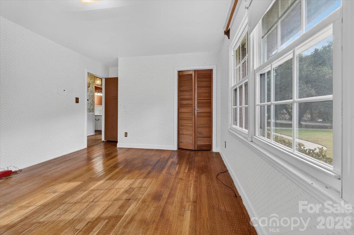 Single Family Residence at 6324 Elmwood Circle, Charlotte, photo 18 of 38