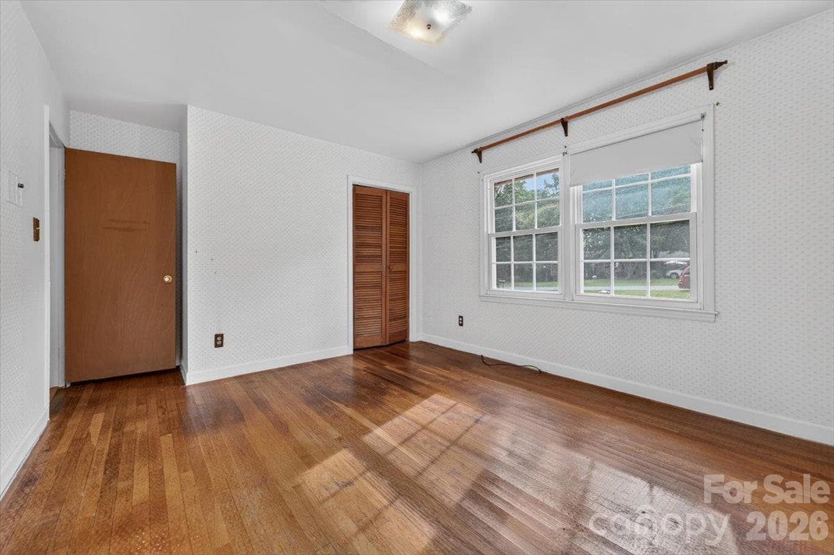 Single Family Residence at 6324 Elmwood Circle, Charlotte, photo 20 of 38