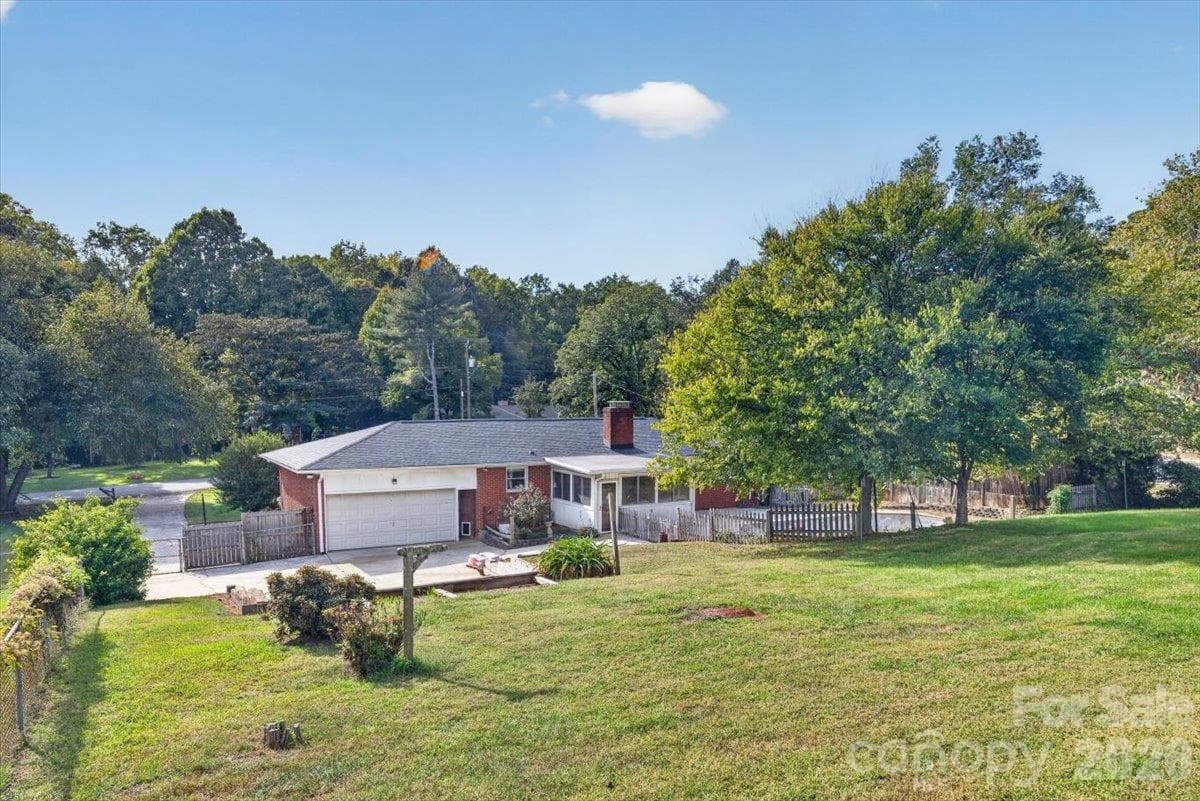 Drone - 6324 Elmwood Circle, Charlotte