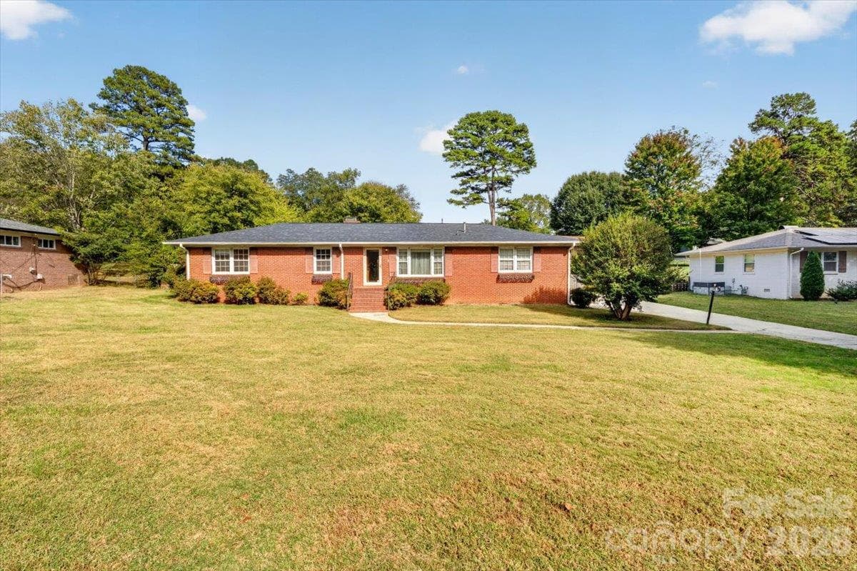 Front - 6324 Elmwood Circle, Charlotte