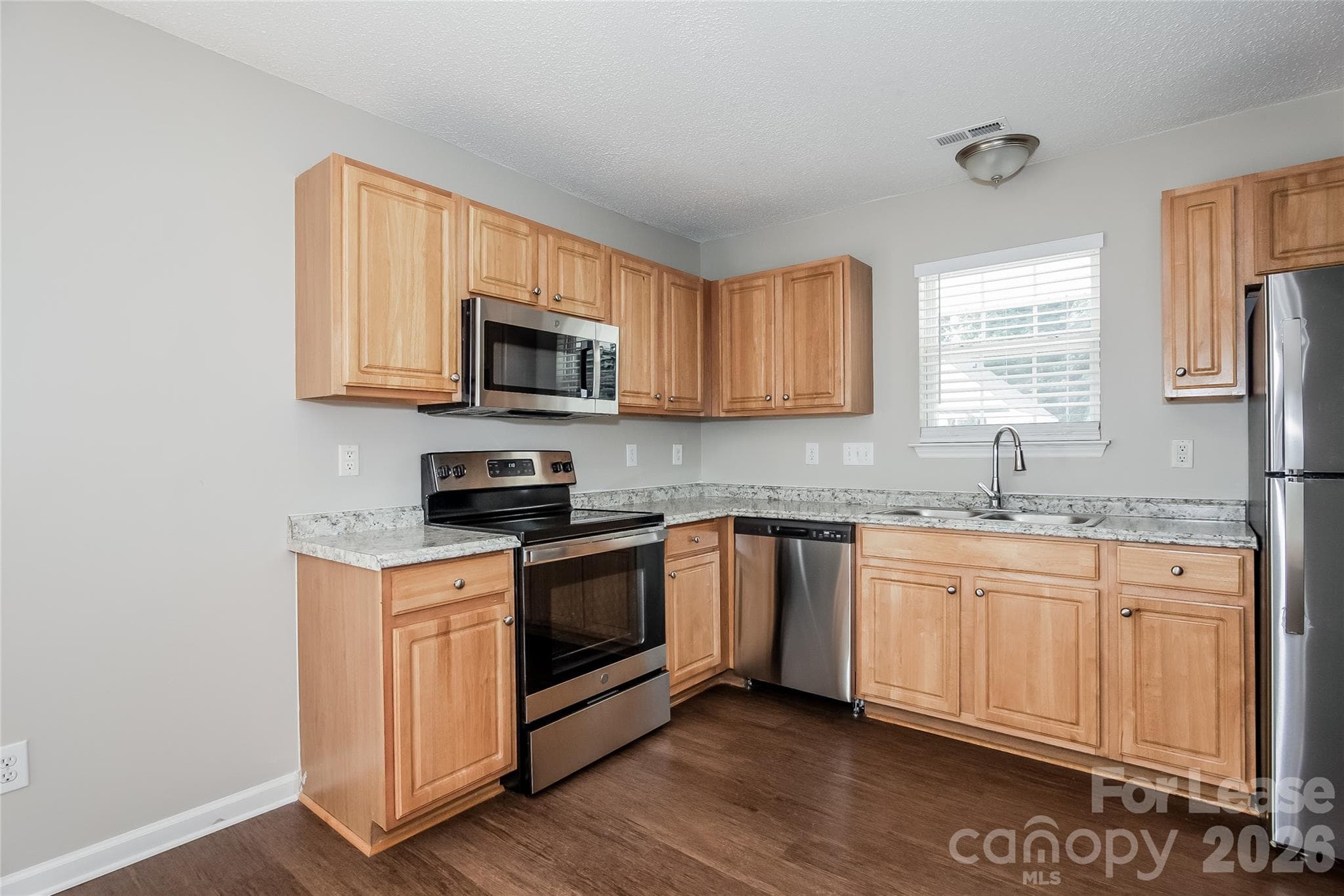 Single Family Residence at 3617 Silver Ore Lane, Gastonia, photo 5 of 15