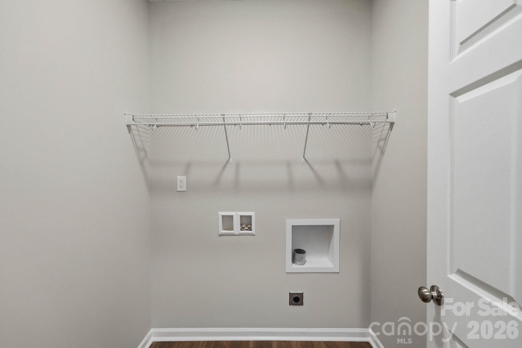Laundry room - 7667 Sarah Drive, Denver