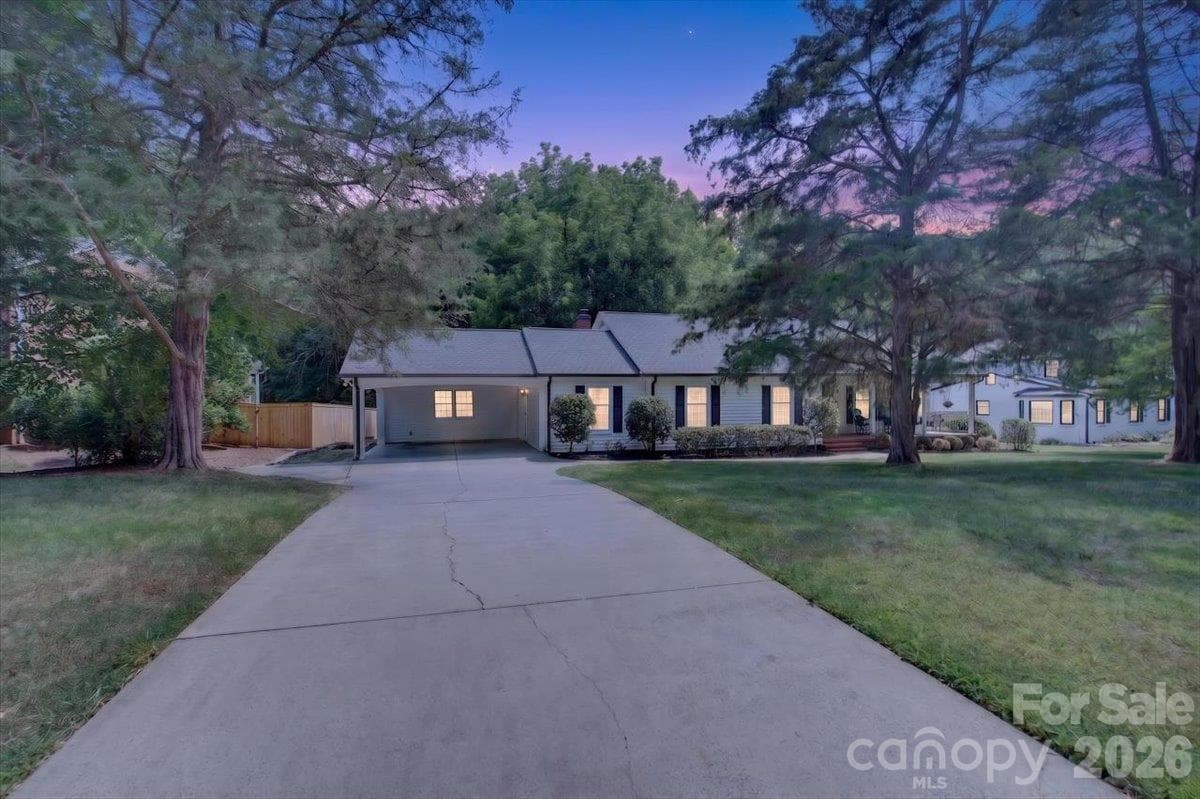 4124 Bridgewood Lane