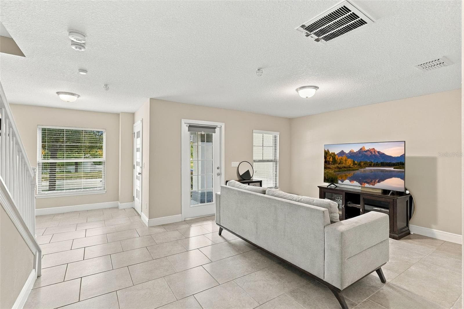 Townhouse at 10818 SUNSET RIDGE LN, ORLANDO, photo 12 of 39