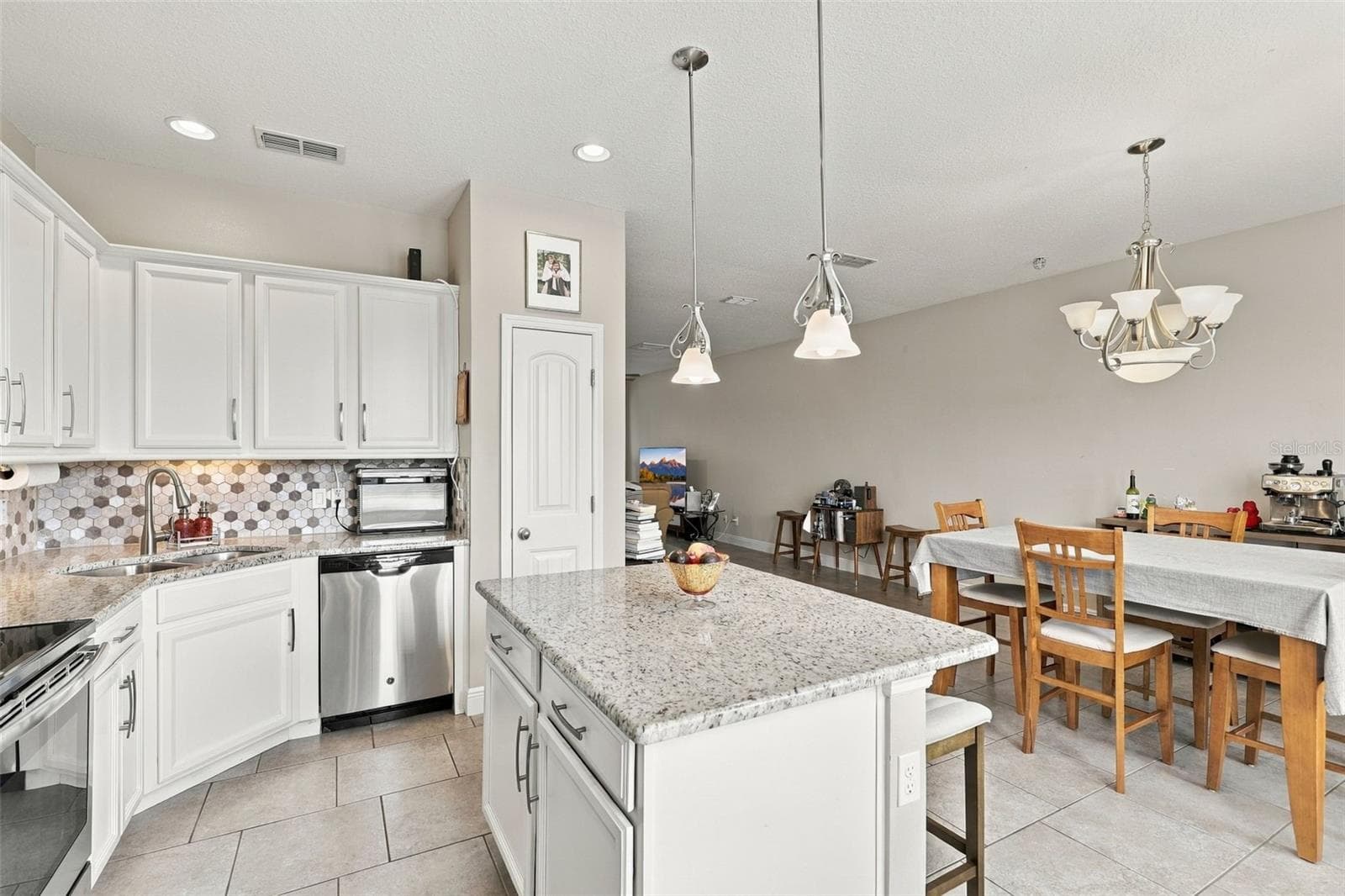 Townhouse at 10818 SUNSET RIDGE LN, ORLANDO, photo 26 of 39