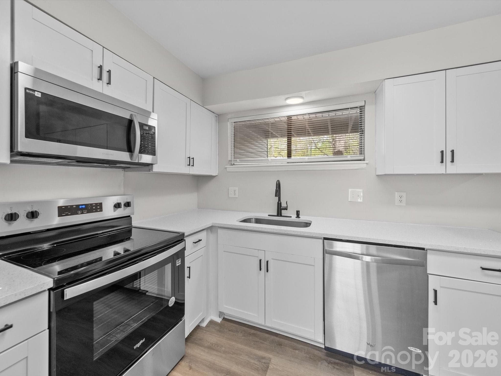 Condominium at 11222 Carmel Chace Drive, Charlotte, photo 12 of 30