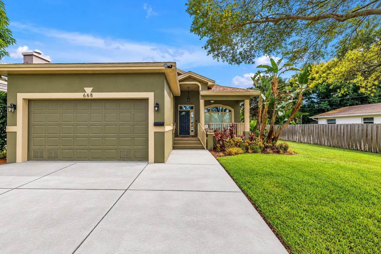Single Family Residence at 668 ATWOOD AVE N, ST PETERSBURG, photo 11 of 44