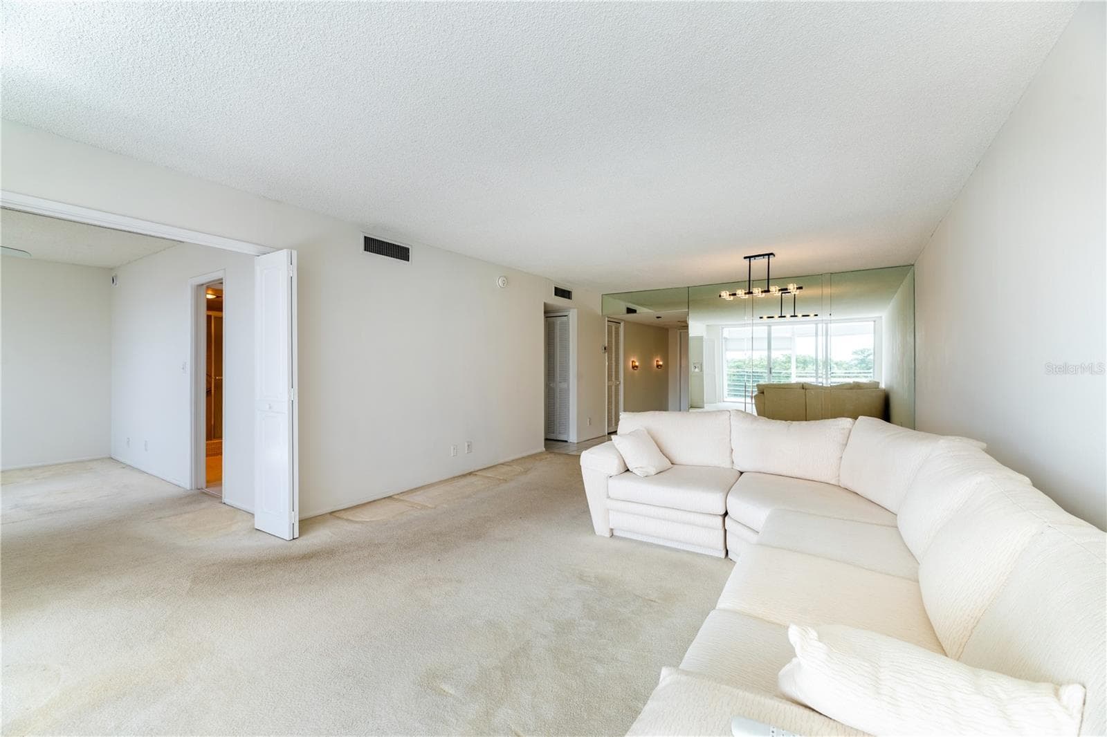 Living Room - 605 OAKS DR #607, POMPANO BEACH