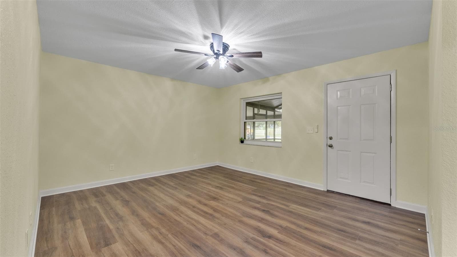 Single Family Residence at 6000 CREWS LAKE RD, LAKELAND, photo 13 of 31