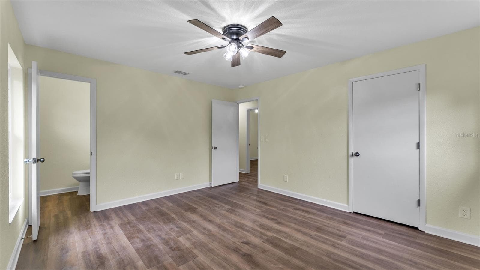 Single Family Residence at 6000 CREWS LAKE RD, LAKELAND, photo 23 of 31