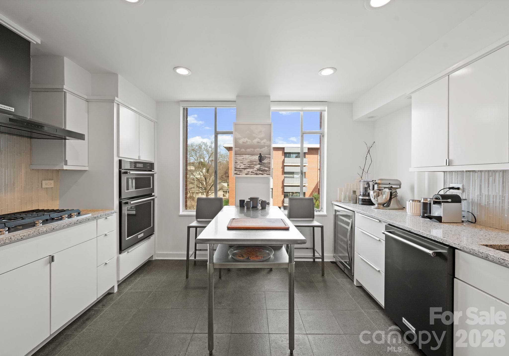 Condominium at 1300 Queens Road, Charlotte, photo 16 of 37