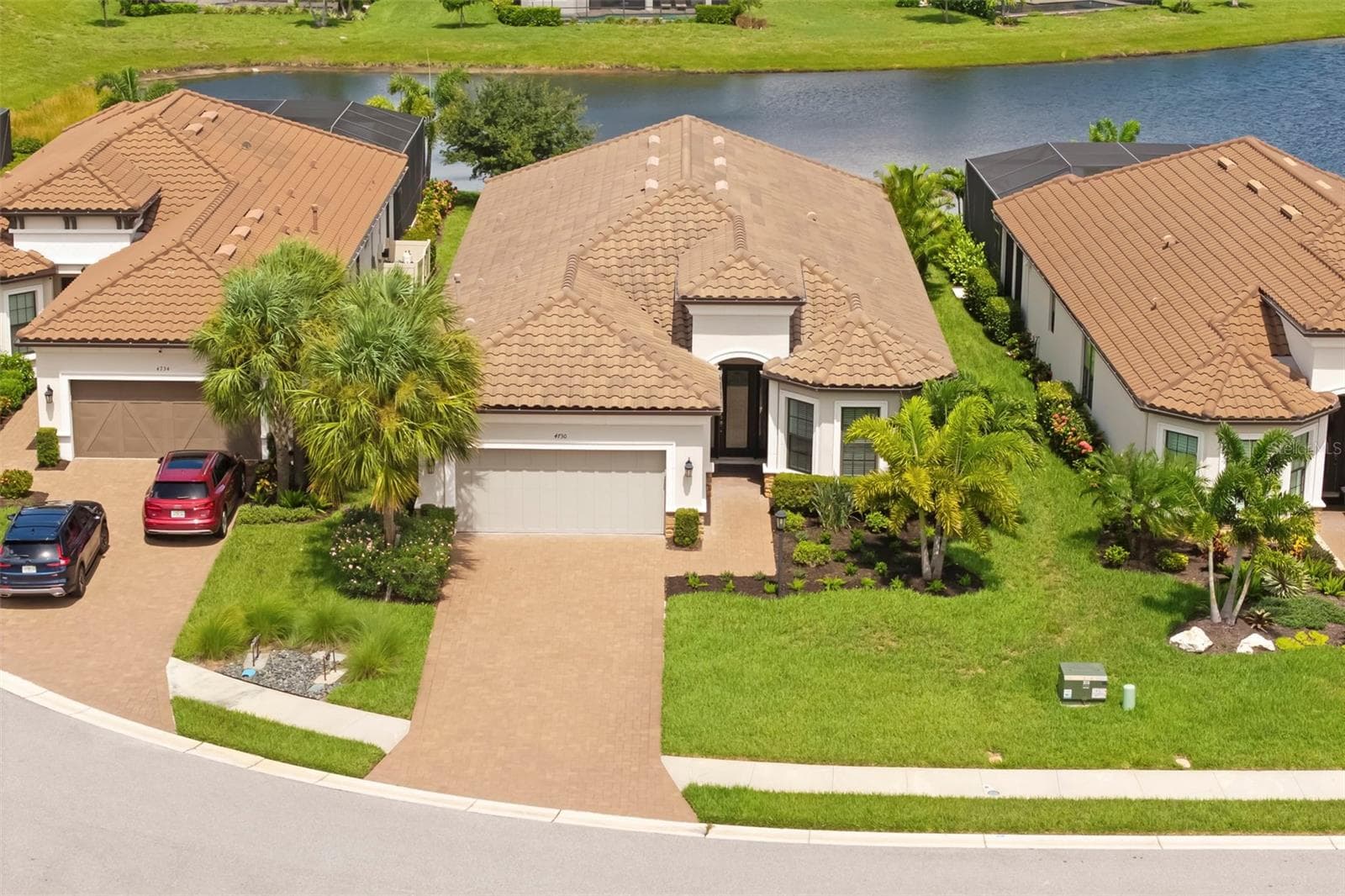 Single Family Residence at 4730 SARCA CT, BRADENTON, photo 2 of 62