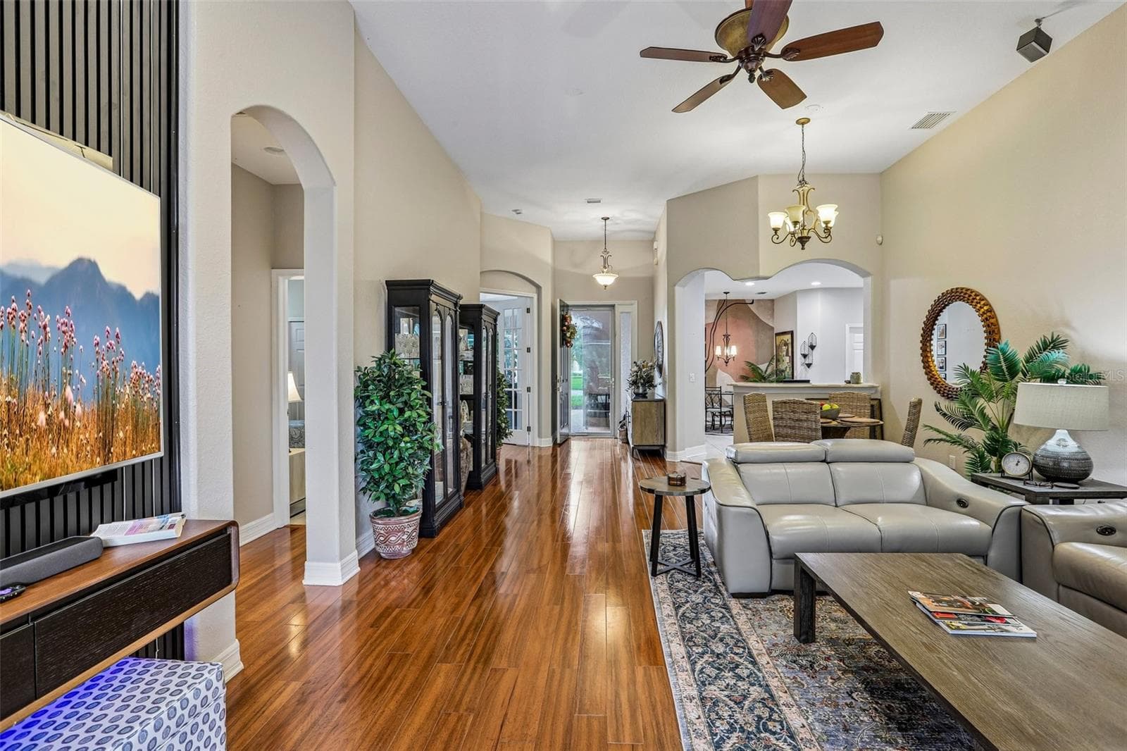 LR looking to front door - 27443 MISTFLOWER DR, WESLEY CHAPEL
