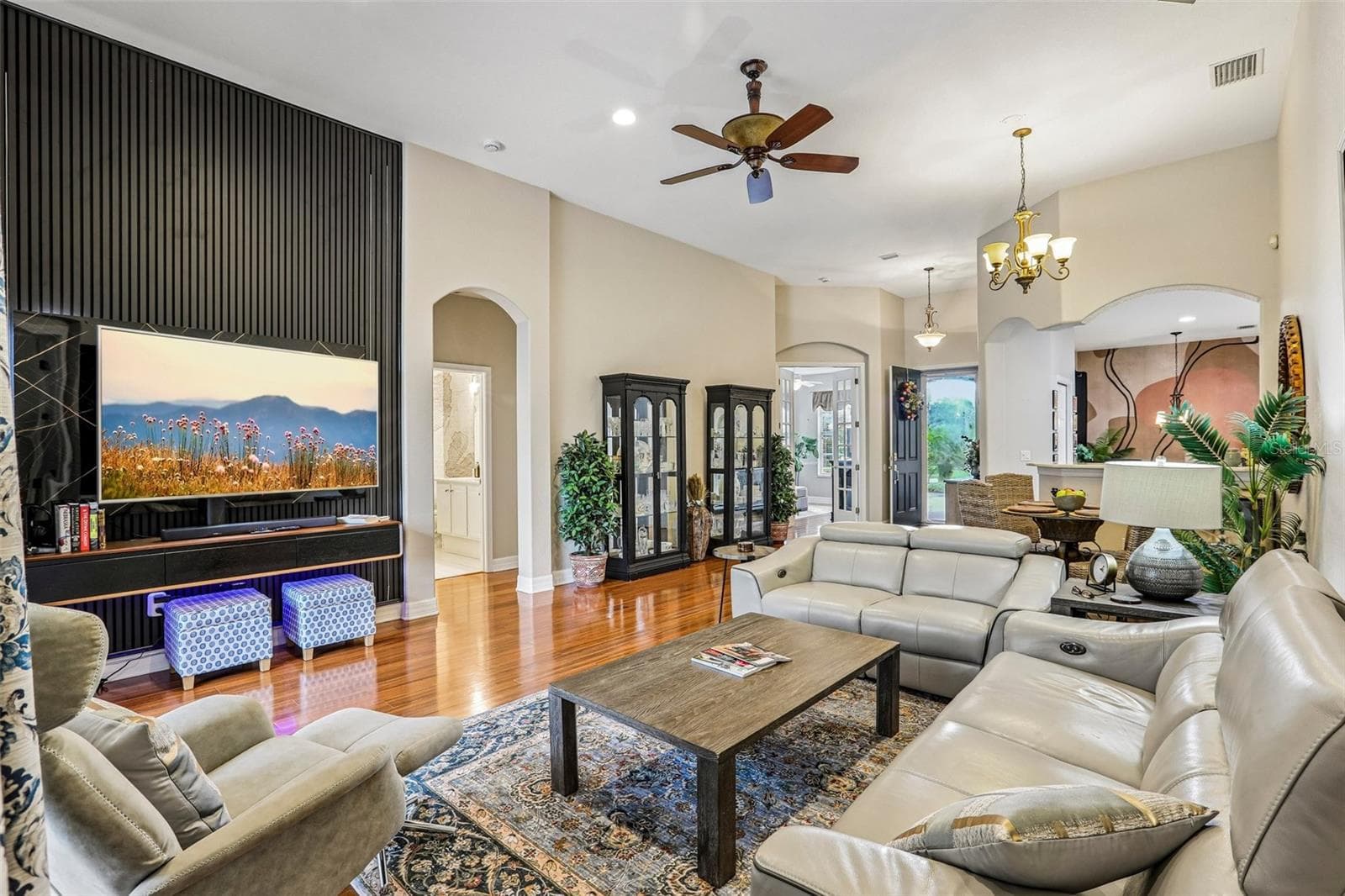 LR looking to Pool and rear - 27443 MISTFLOWER DR, WESLEY CHAPEL