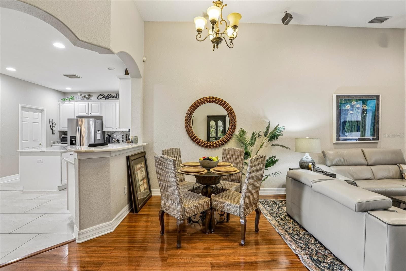 Dining or bar stool area - 27443 MISTFLOWER DR, WESLEY CHAPEL