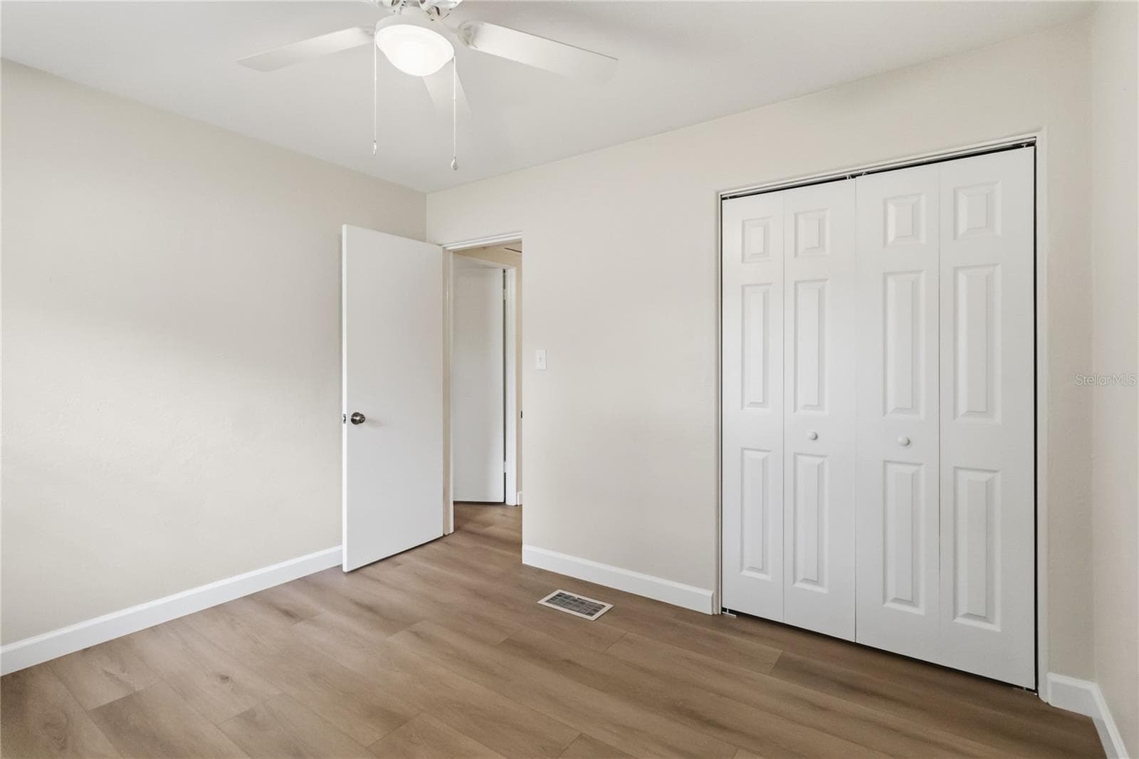 Bedroom 3 - 7040 LAKE DR, ORLANDO