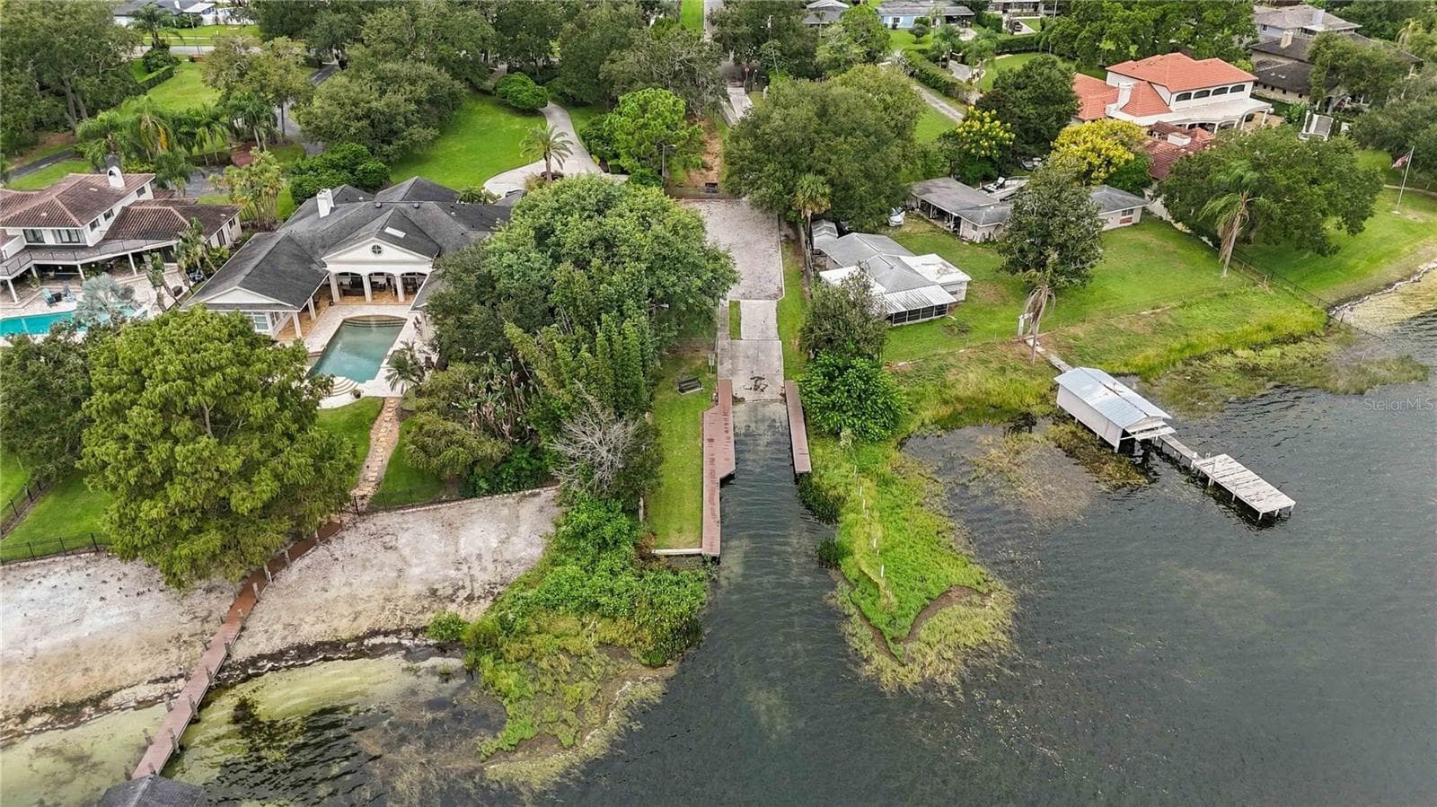 Concrete Boat Ramp for easy access into Lake Conway - 7040 LAKE DR, ORLANDO