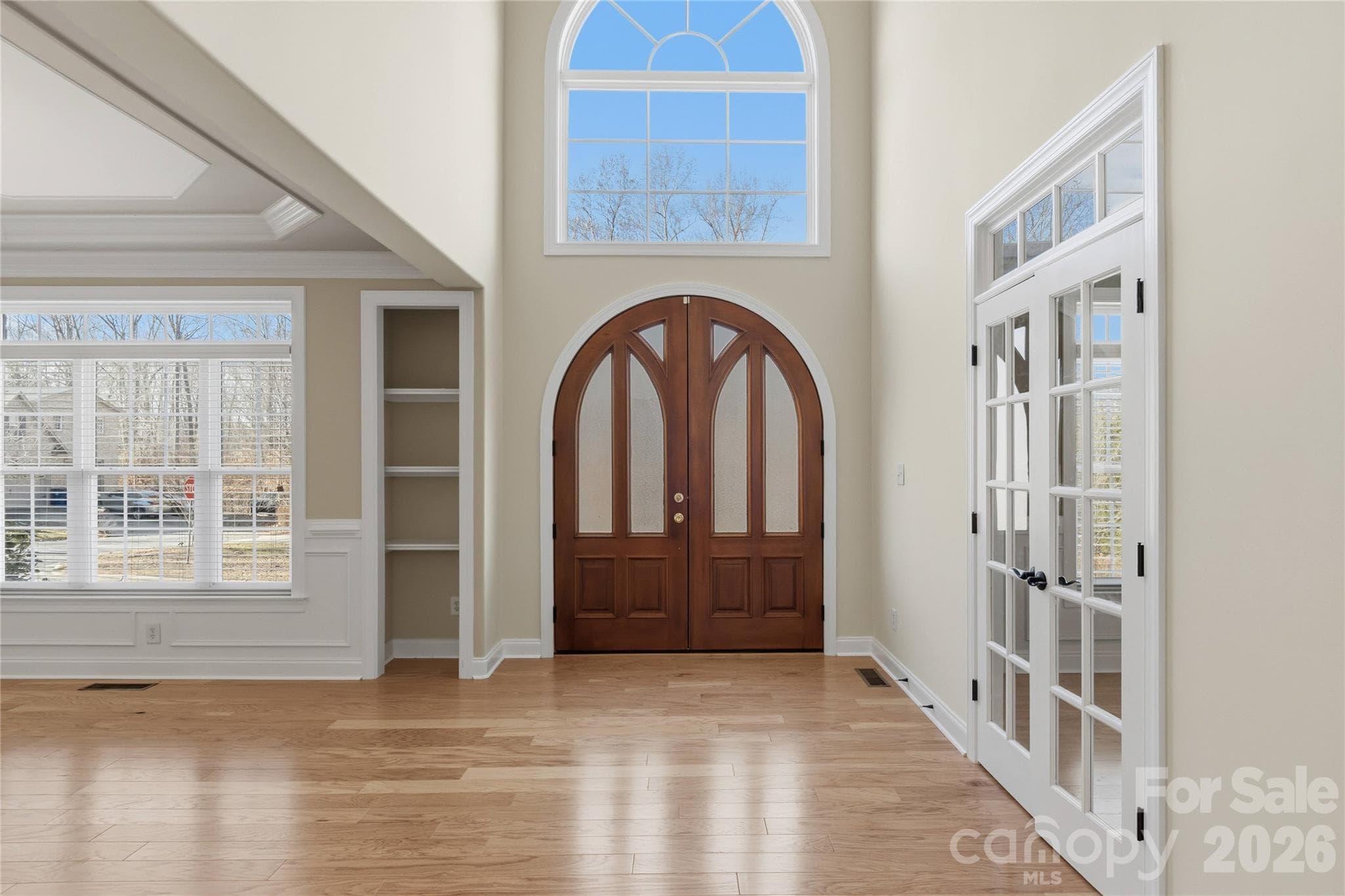 Single Family Residence at 1391 Somerset Cove Drive, Winston Salem, photo 6 of 42