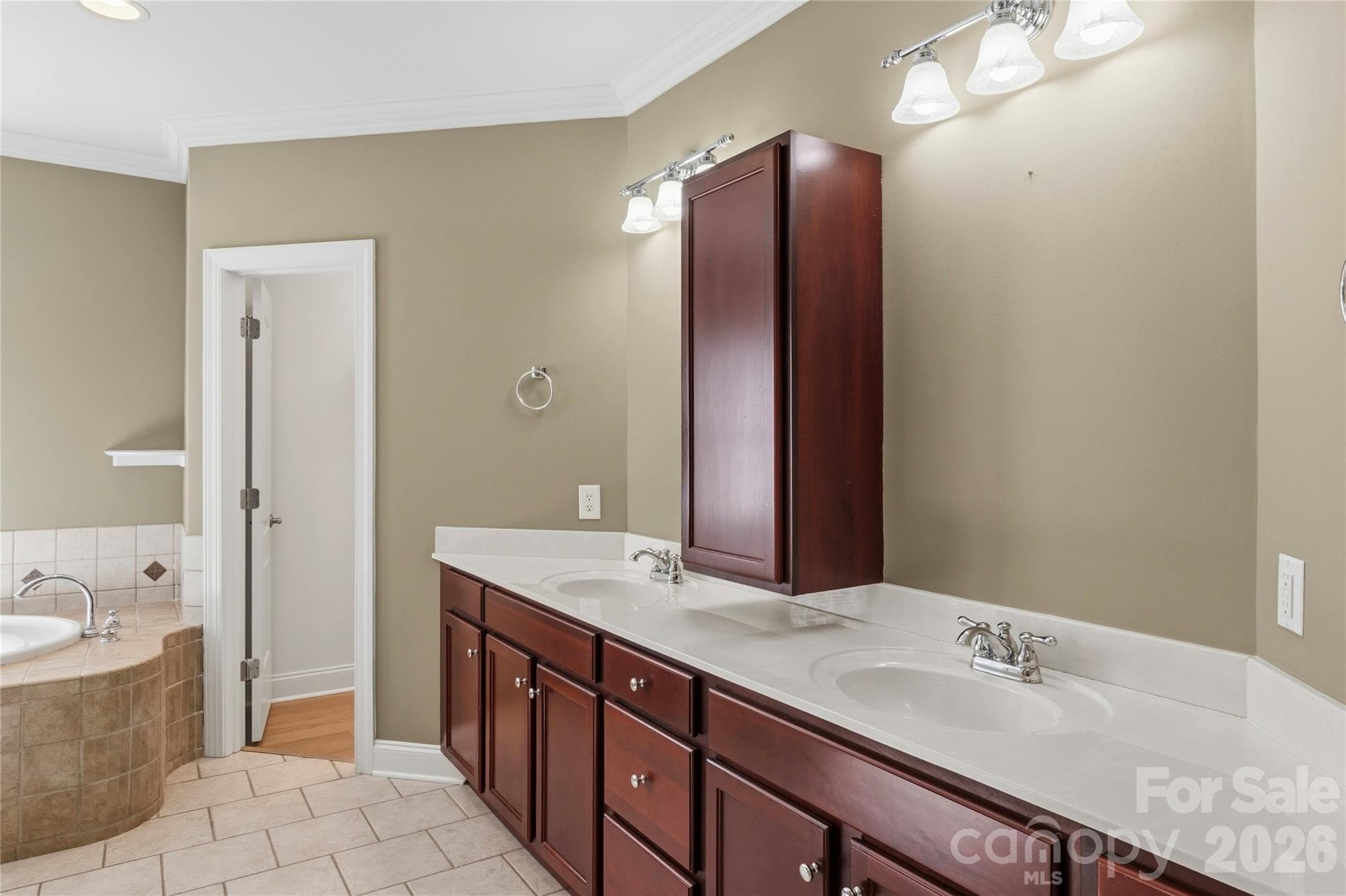 Single Family Residence at 1391 Somerset Cove Drive, Winston Salem, photo 25 of 42
