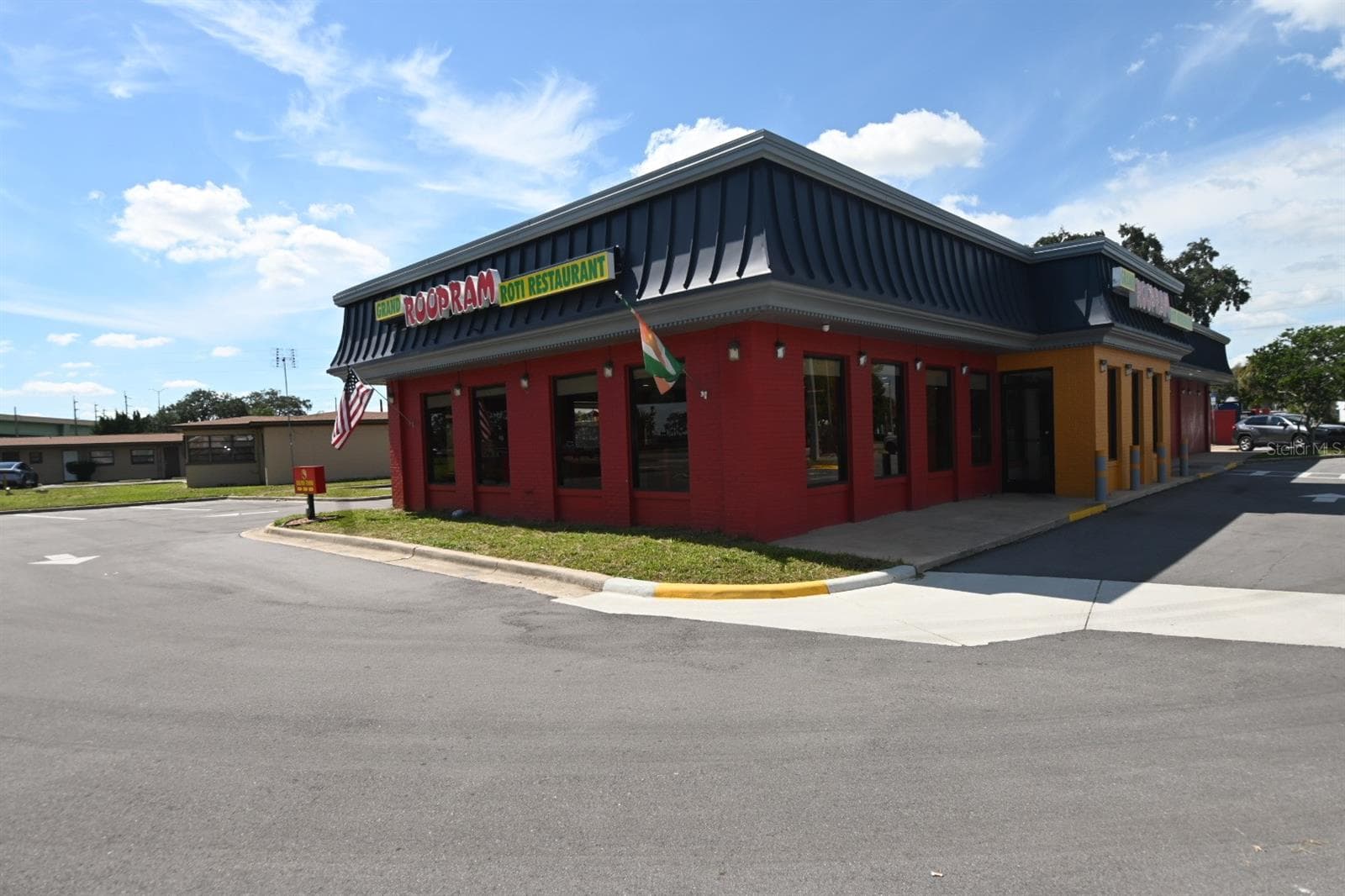 Restaurant at 3200 PARKWAY CENTER CT, ORLANDO, photo 74 of 81