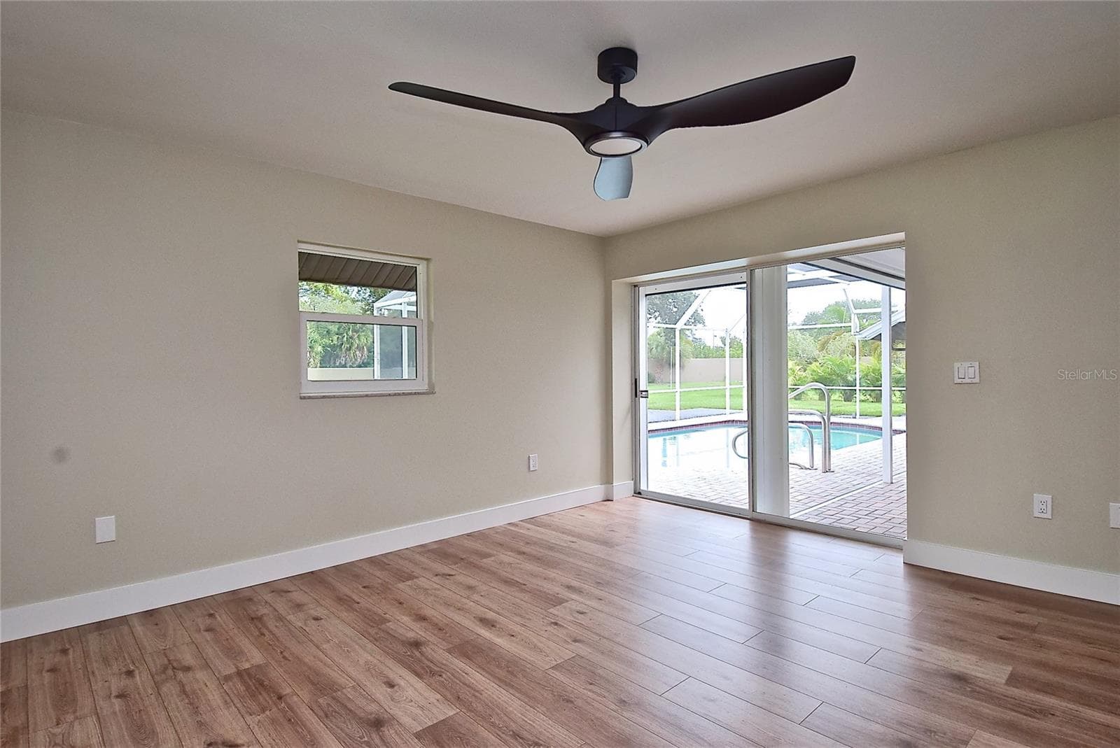 Single Family Residence at 102 WINDWARD DR, OSPREY, photo 10 of 54