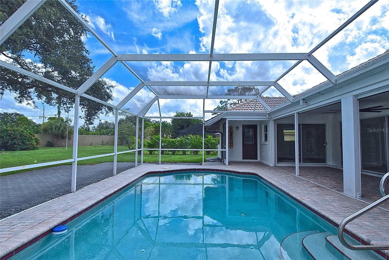 Single Family Residence at 102 WINDWARD DR, OSPREY, photo 26 of 54