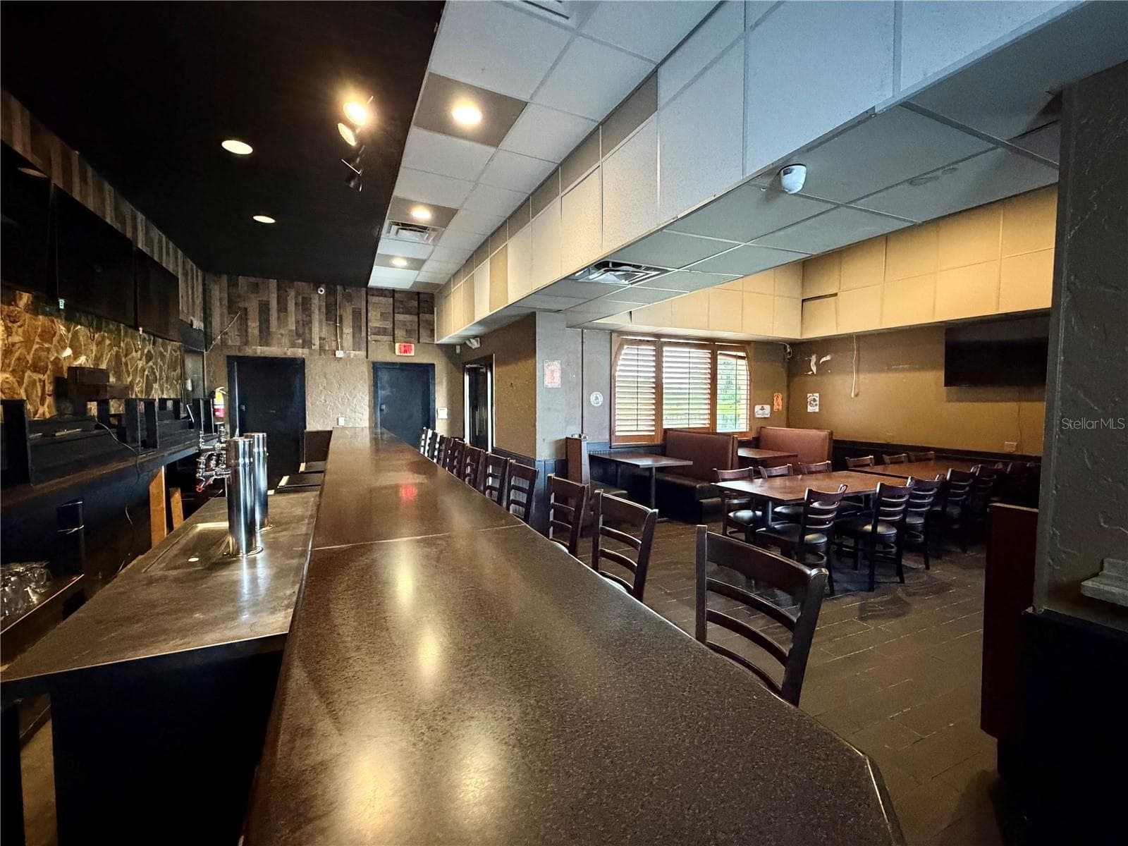 Restaurant at 3883 TAMIAMI TRL, PORT CHARLOTTE, photo 15 of 53
