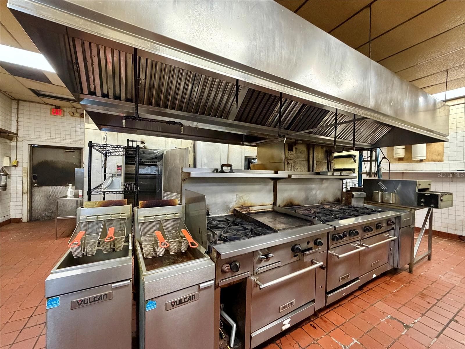 Restaurant at 3883 TAMIAMI TRL, PORT CHARLOTTE, photo 21 of 53
