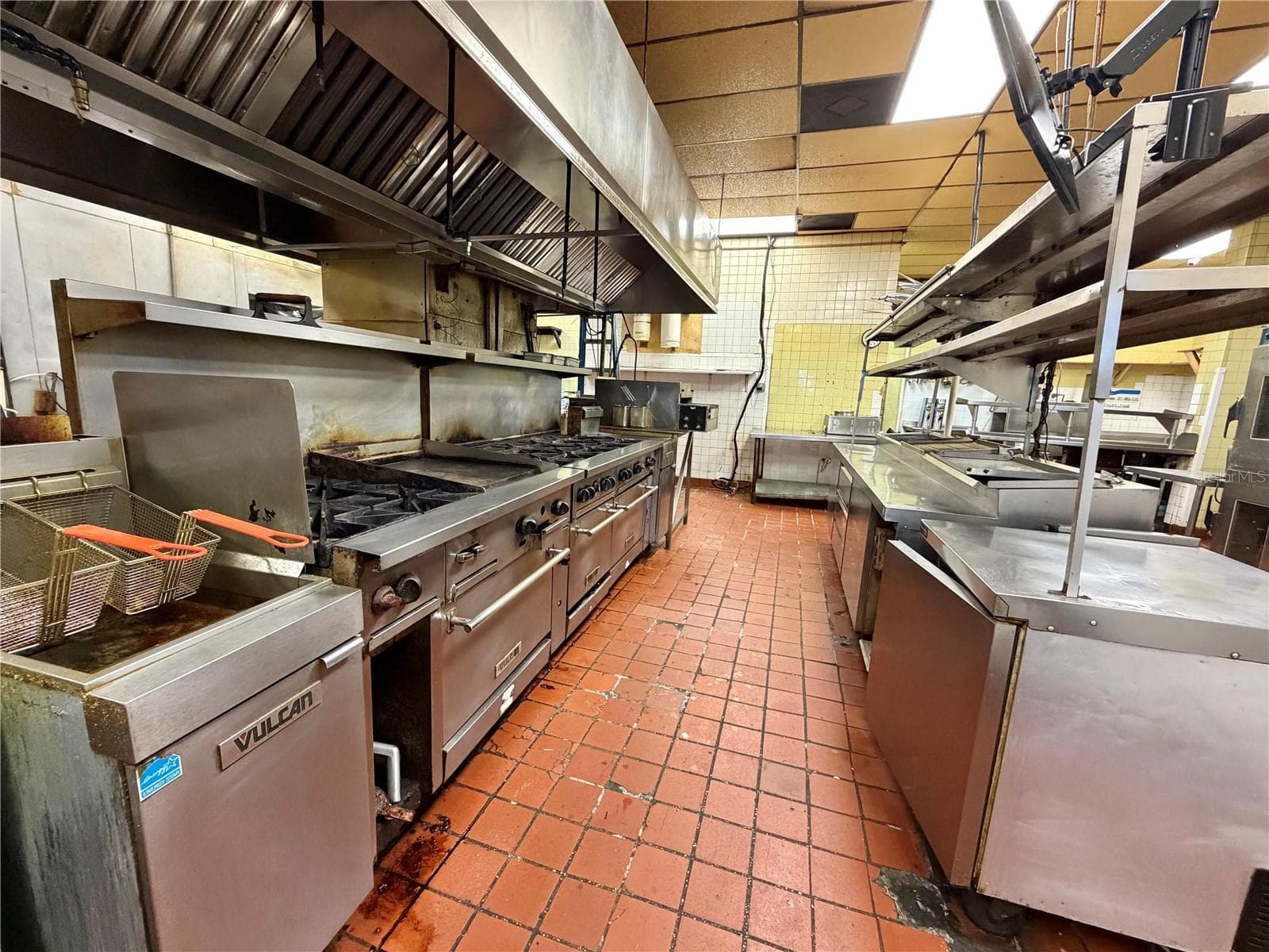 Restaurant at 3883 TAMIAMI TRL, PORT CHARLOTTE, photo 22 of 53