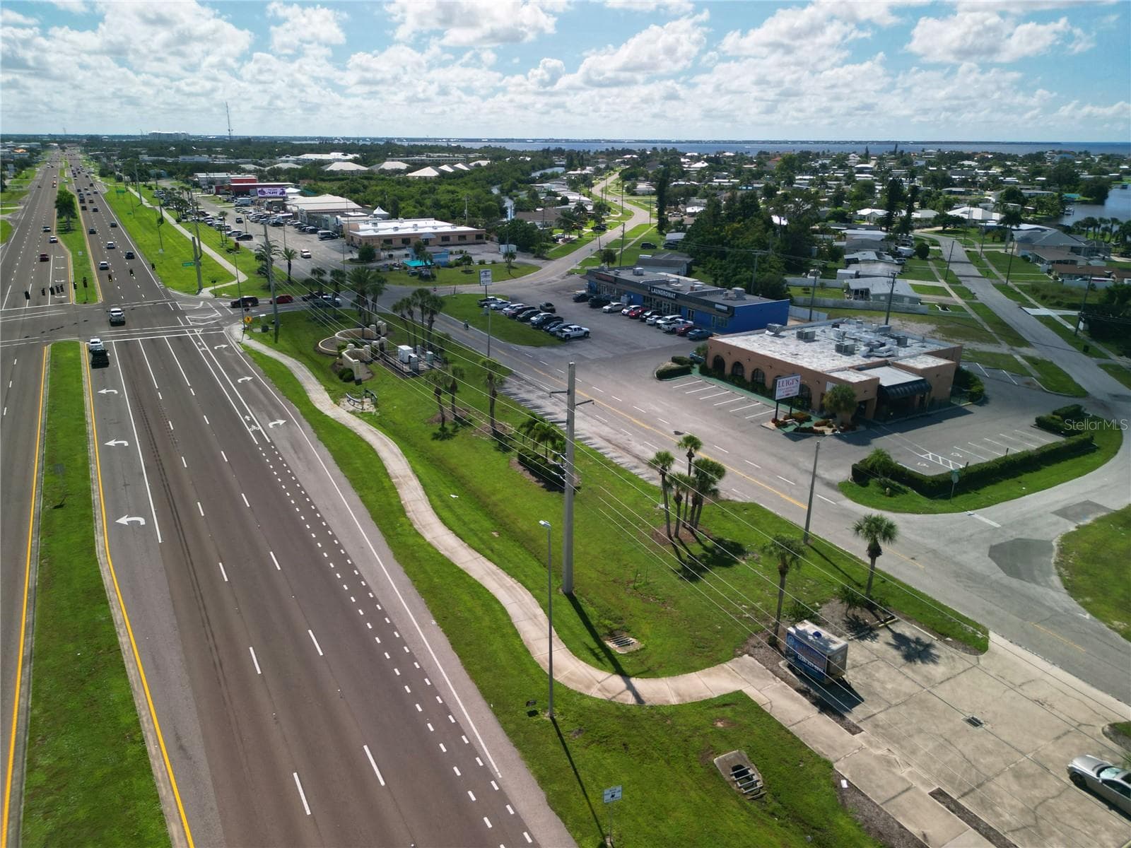 Restaurant at 3883 TAMIAMI TRL, PORT CHARLOTTE, photo 52 of 53