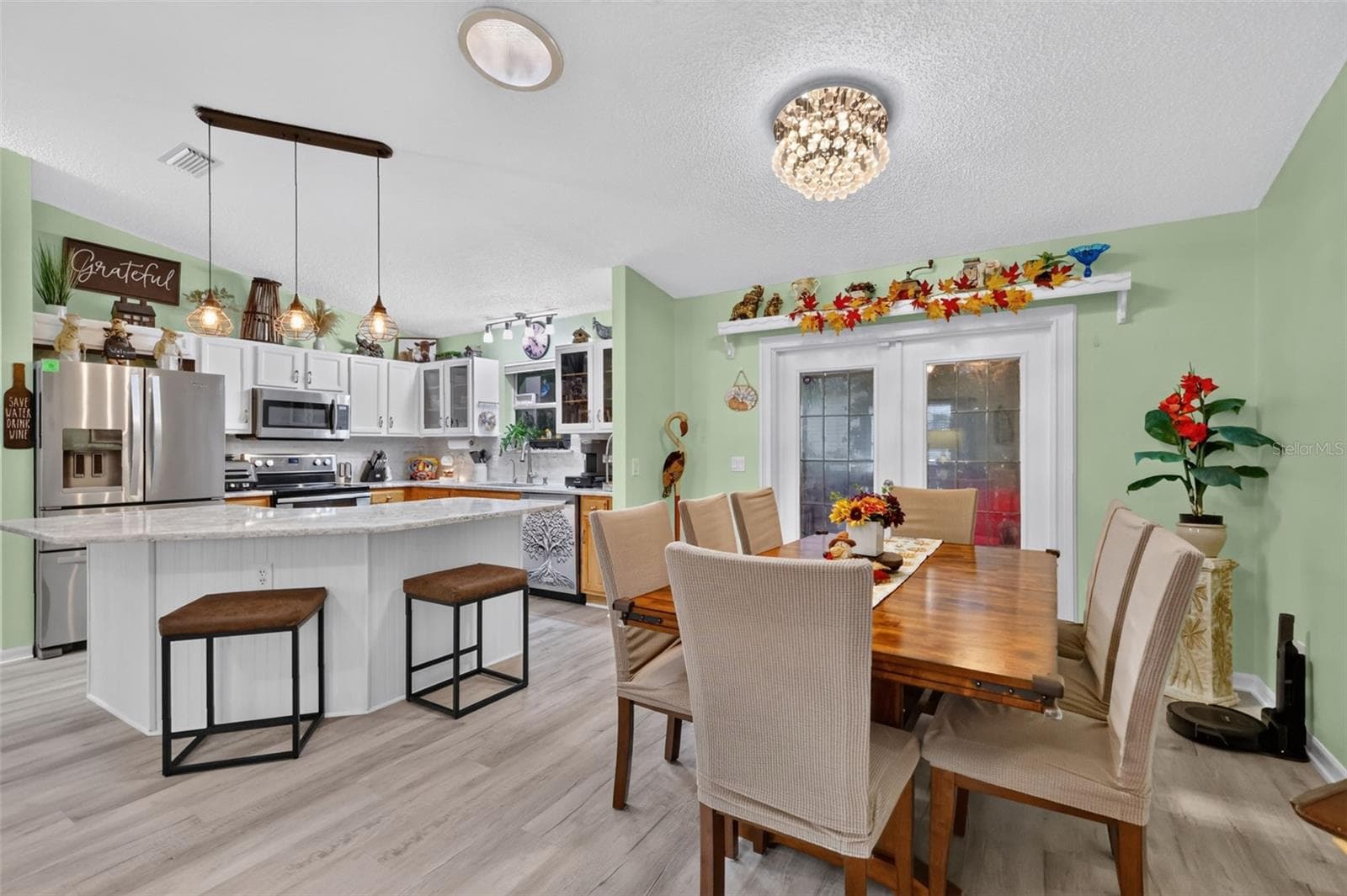 Kitchen and Dining Room - 2795 PRIVADA DR, THE VILLAGES